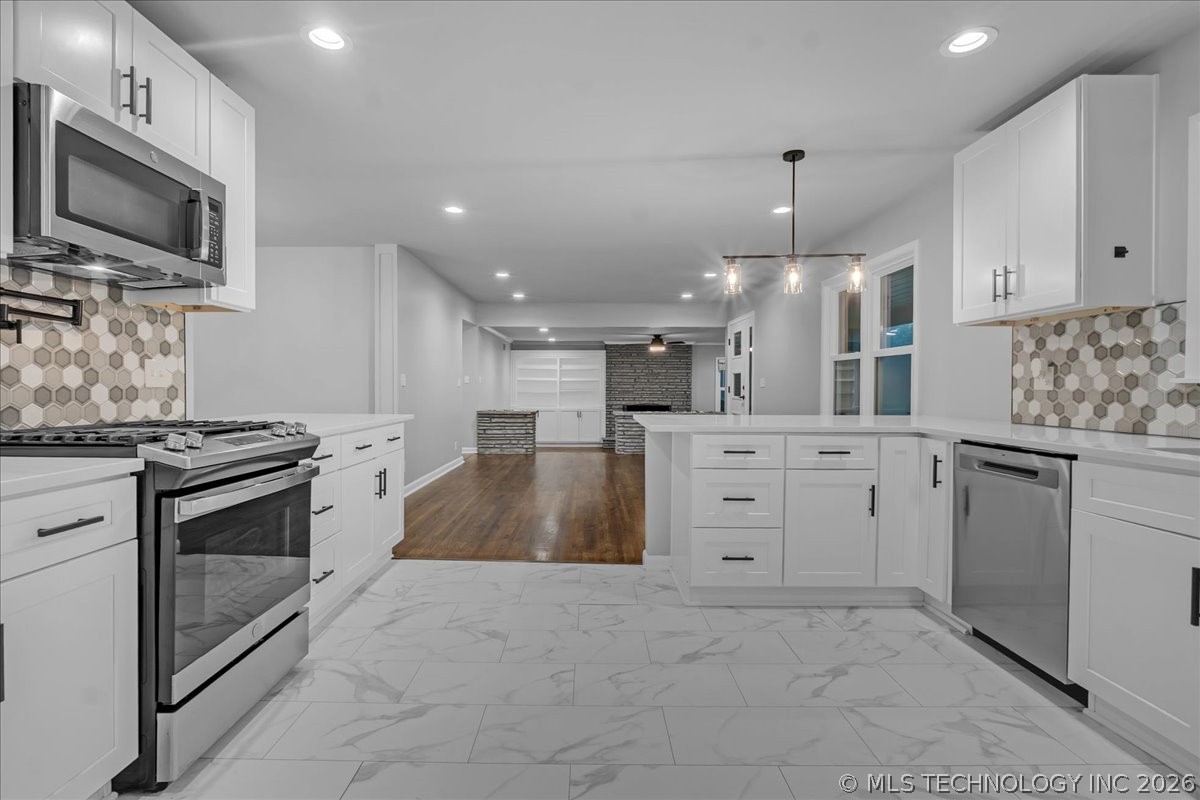 4111 S Sandusky Avenue Property Photo 18