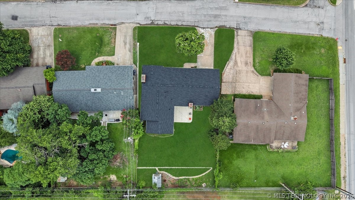 4111 S Sandusky Avenue Property Photo 53