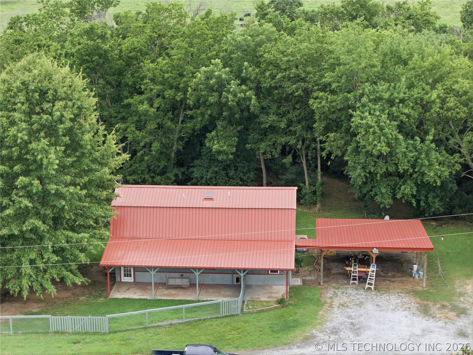 12258 N 431 Road Property Photo 3