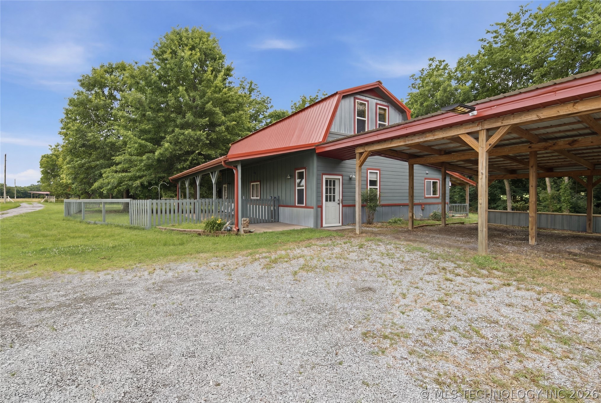 12258 N 431 Road Property Photo 4