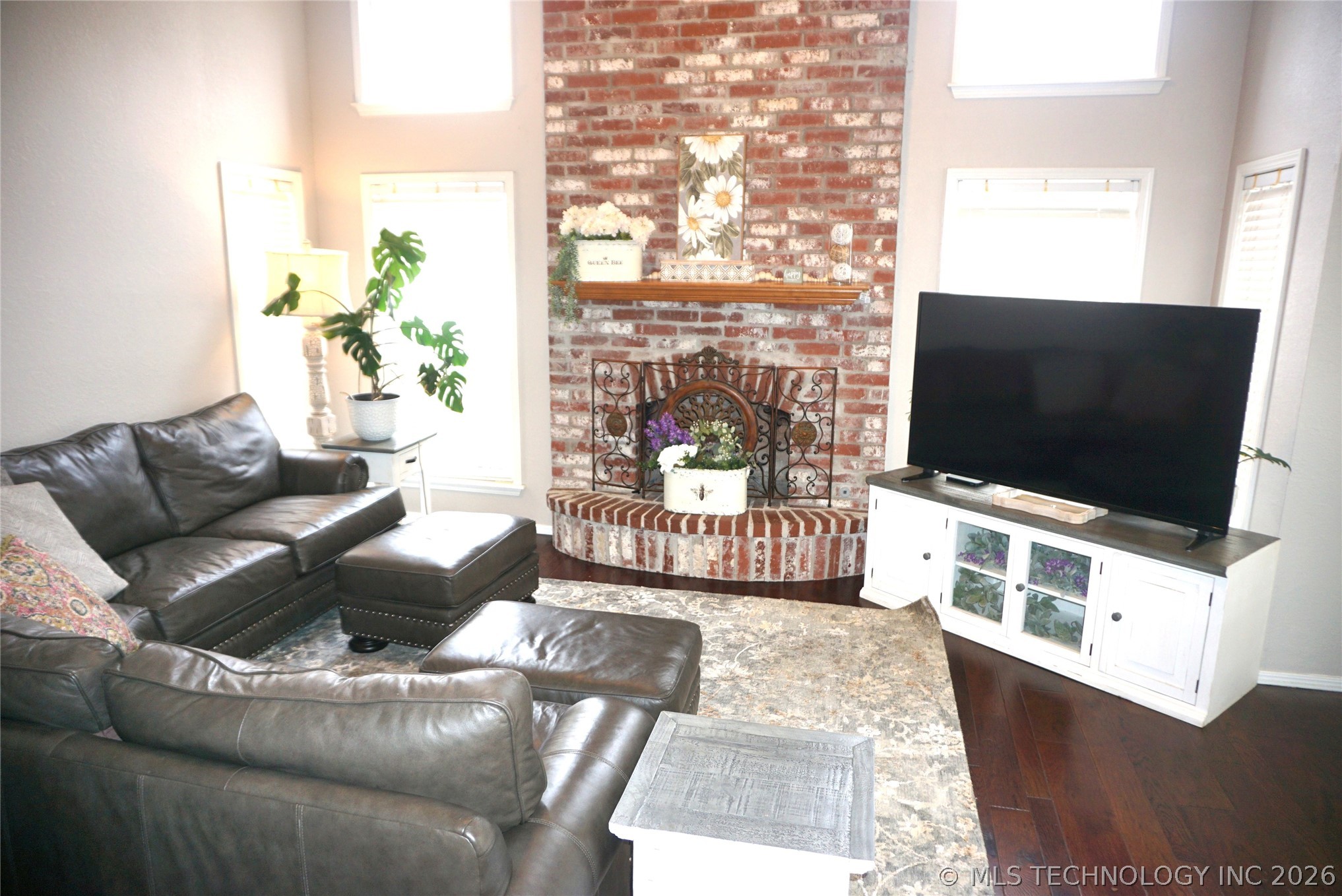 906 N 14 Street Property Photo 27