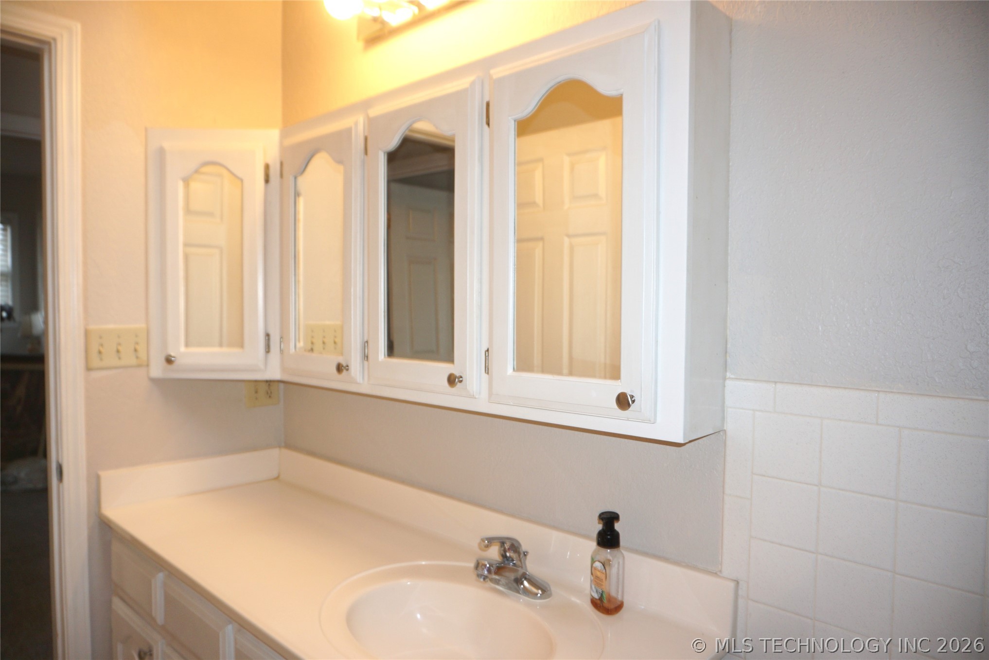 906 N 14 Street Property Photo 39