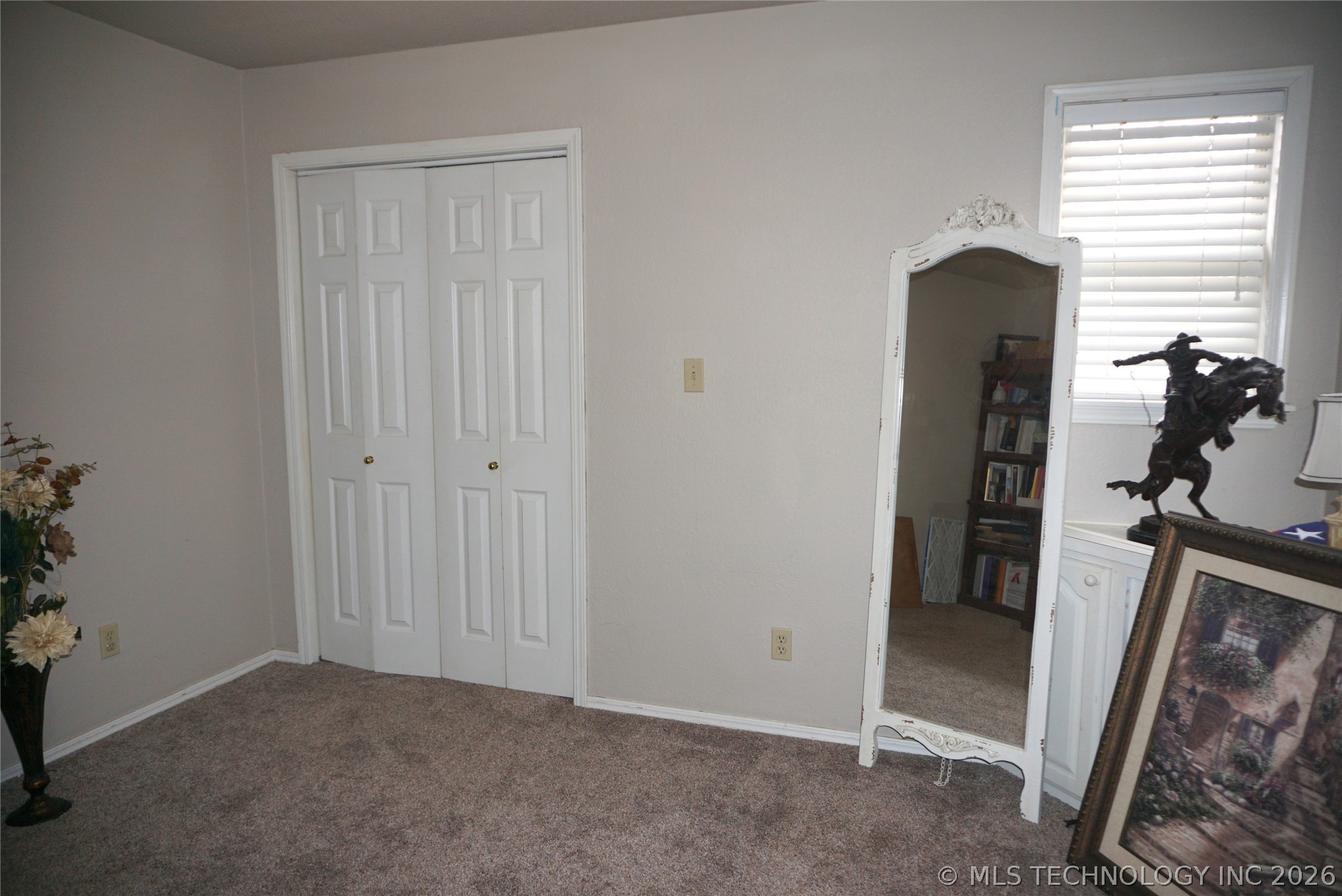 906 N 14 Street Property Photo 42