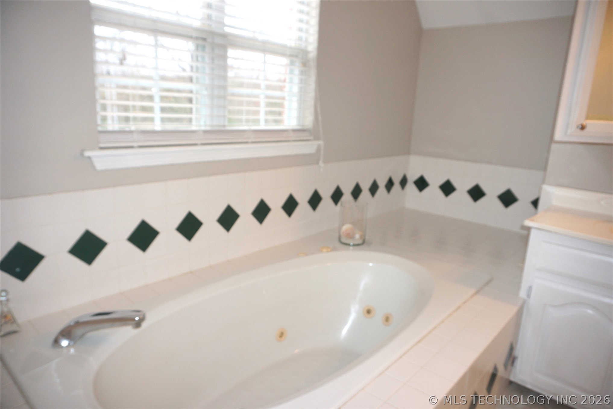 906 N 14 Street Property Photo 50