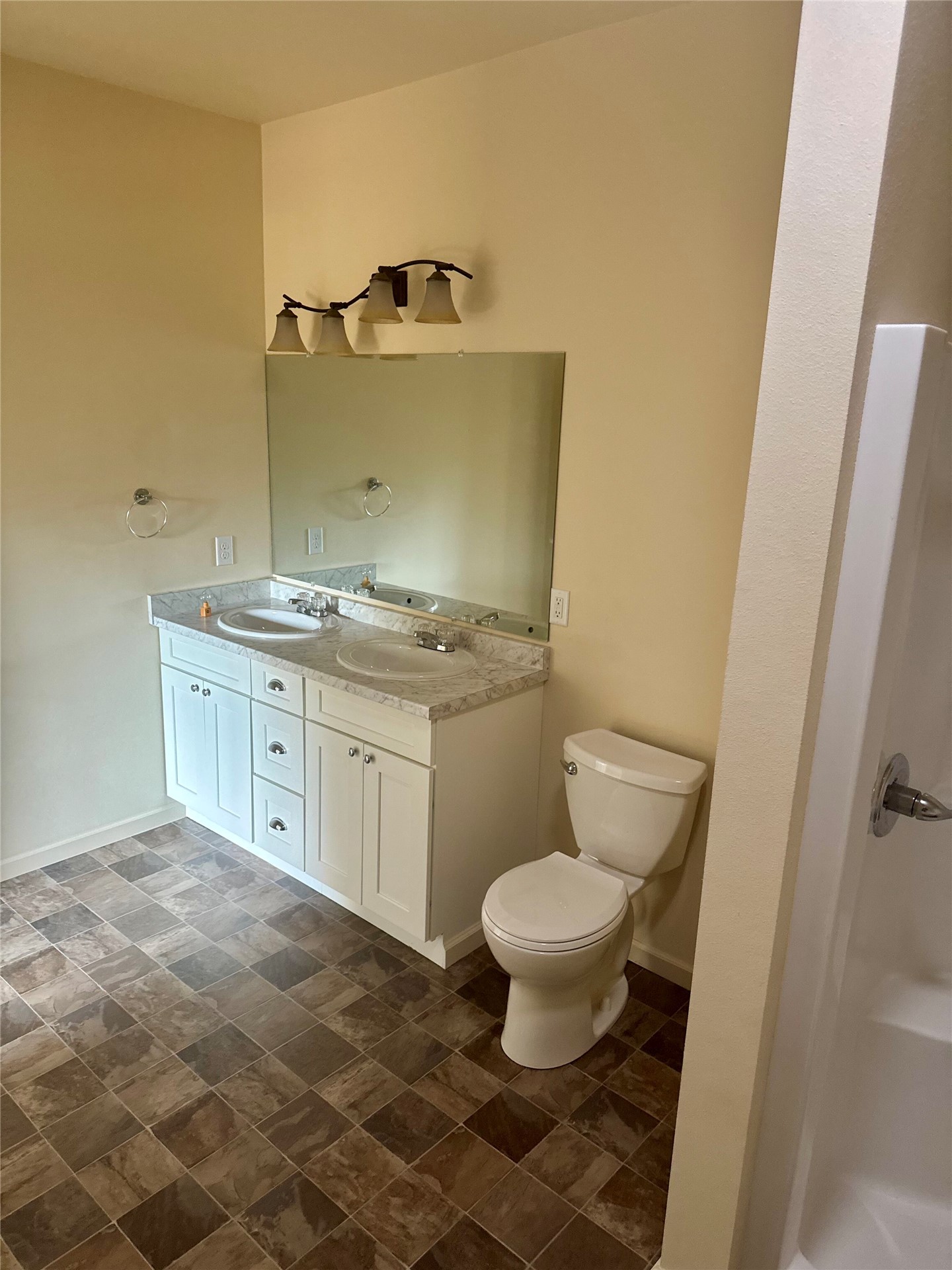 177 Sleepy Hollow Trail Property Photo 7