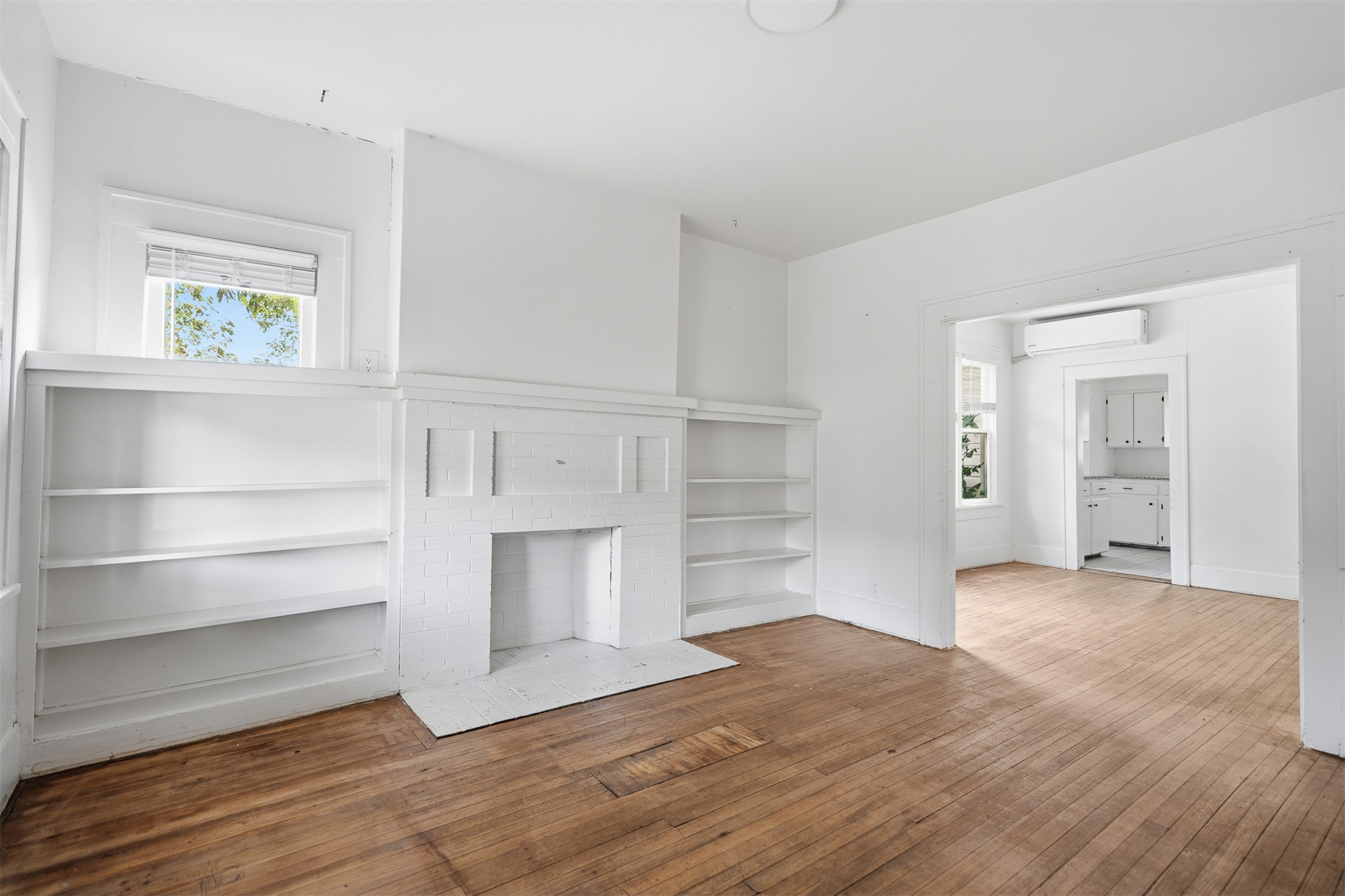 420 B Nw Property Photo 3