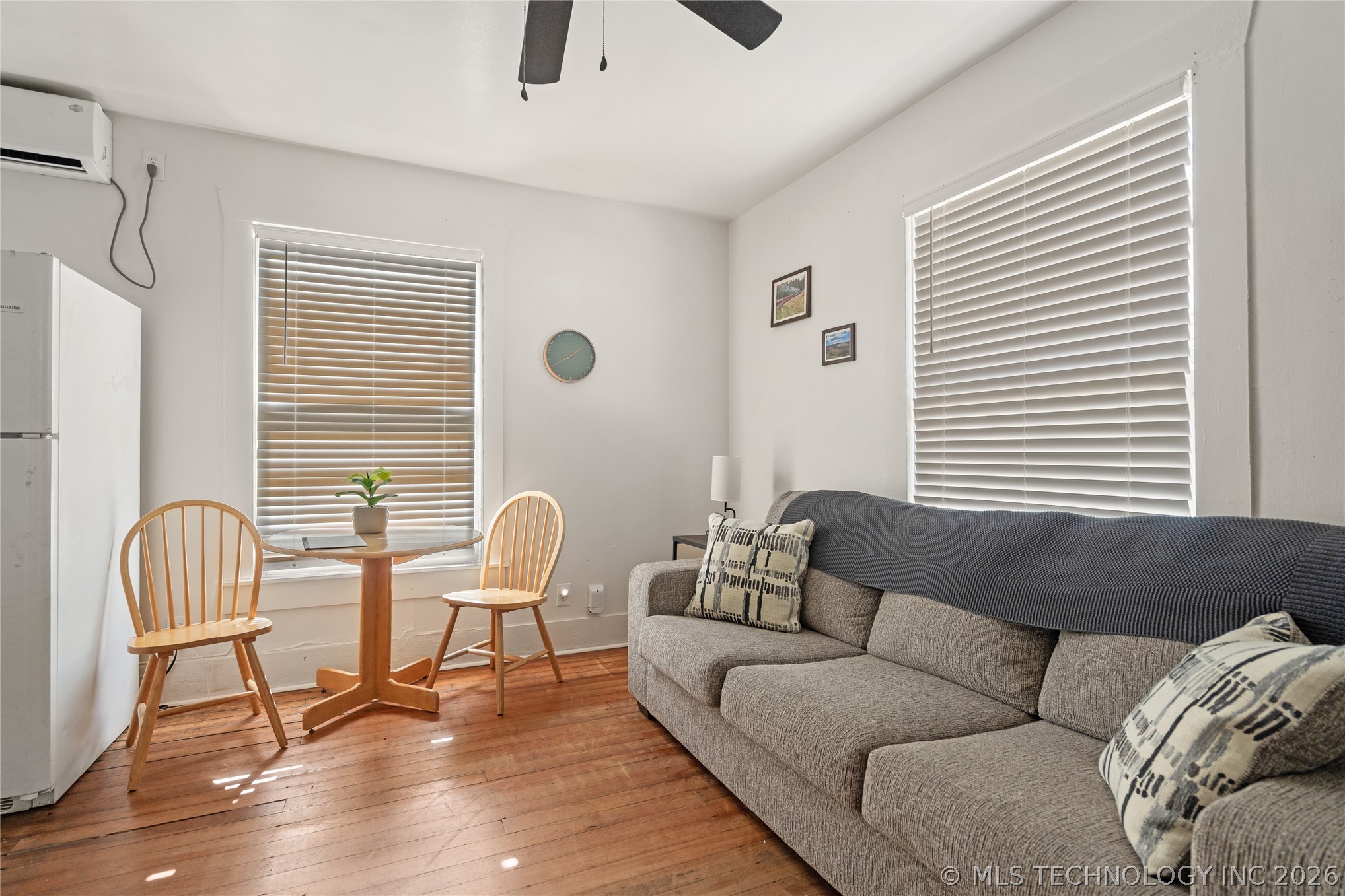 420 B Nw Property Photo 13