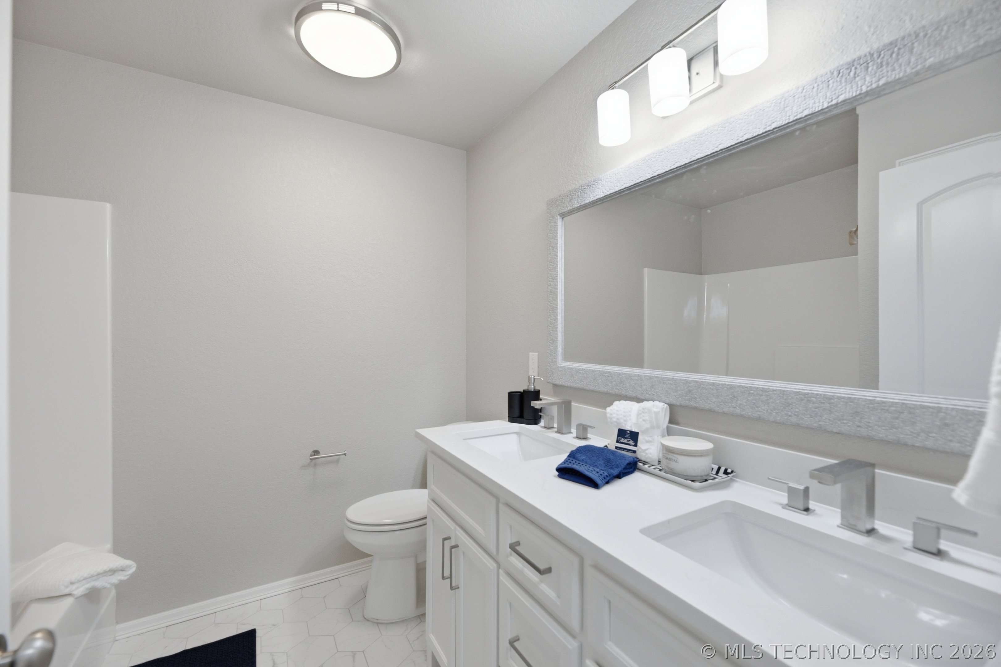 20109 E 37th Place S Property Photo 15