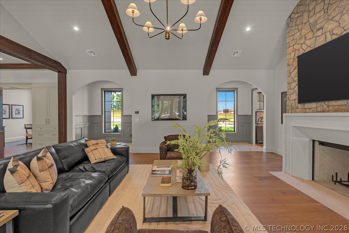 14075 S Date Street Property Photo 11