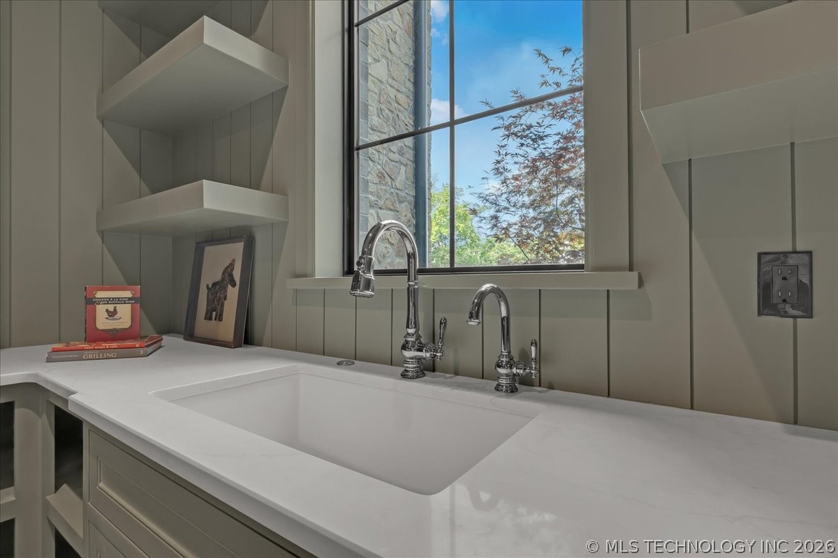 14075 S Date Street Property Photo 33