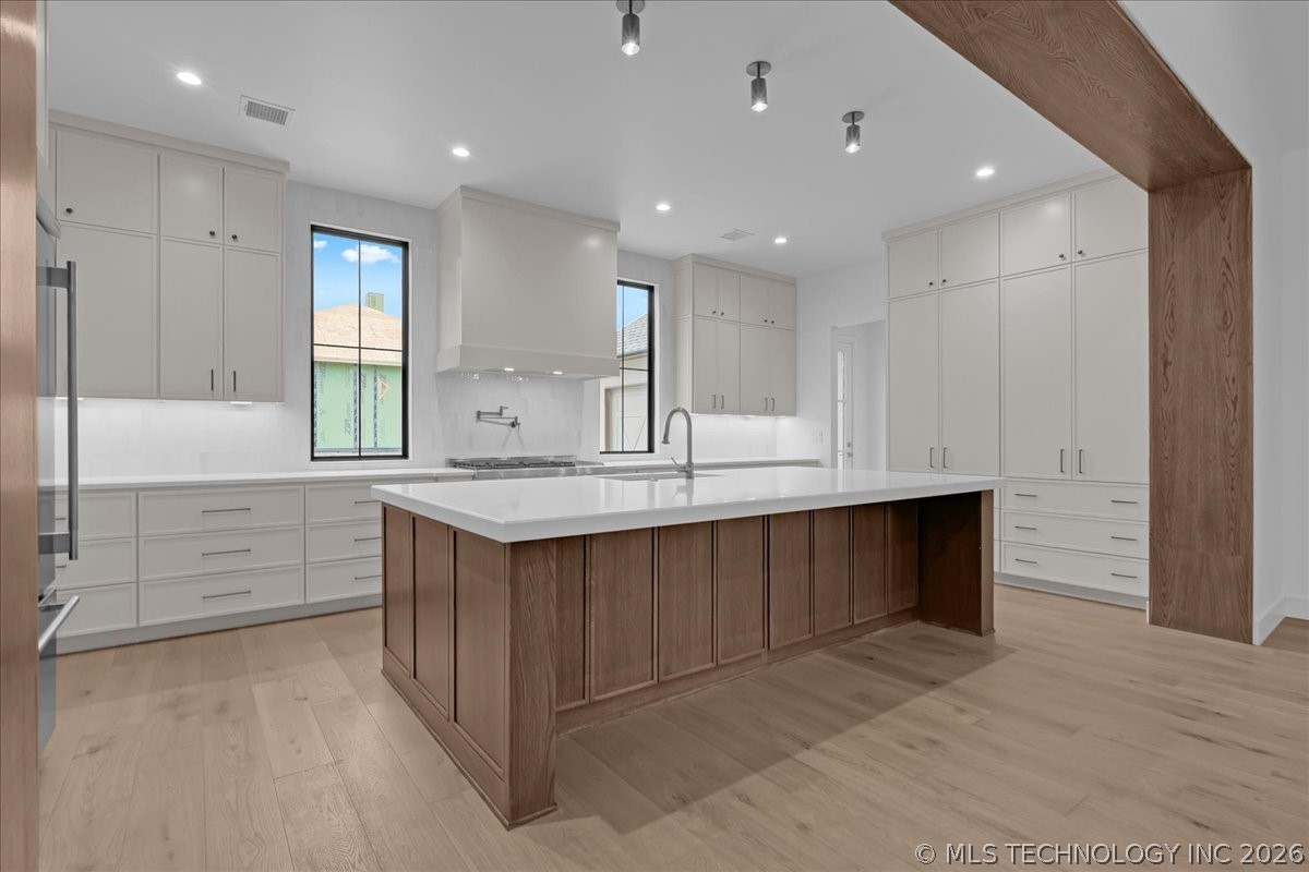 13828 S Date Street Property Photo 25
