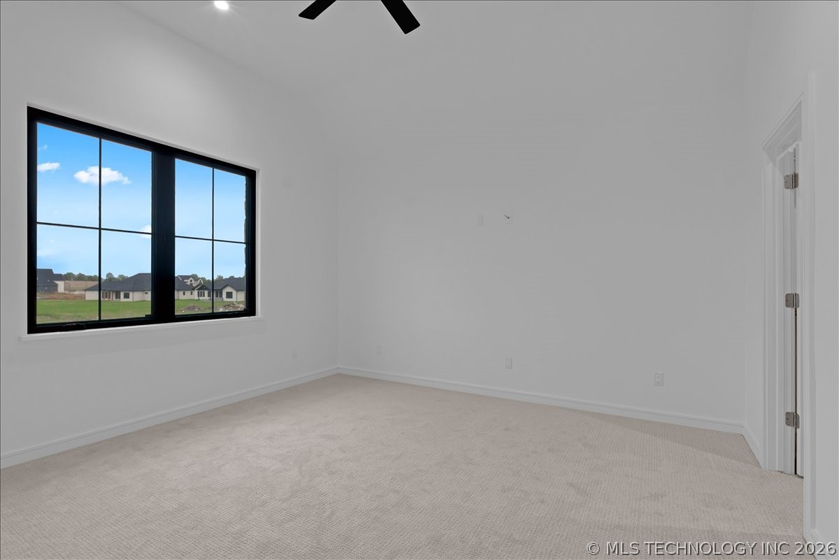 13828 S Date Street Property Photo 59
