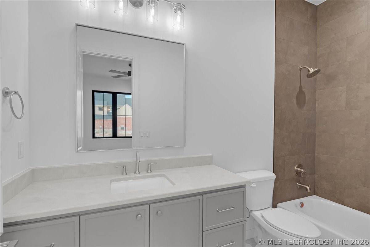 13828 S Date Street Property Photo 75