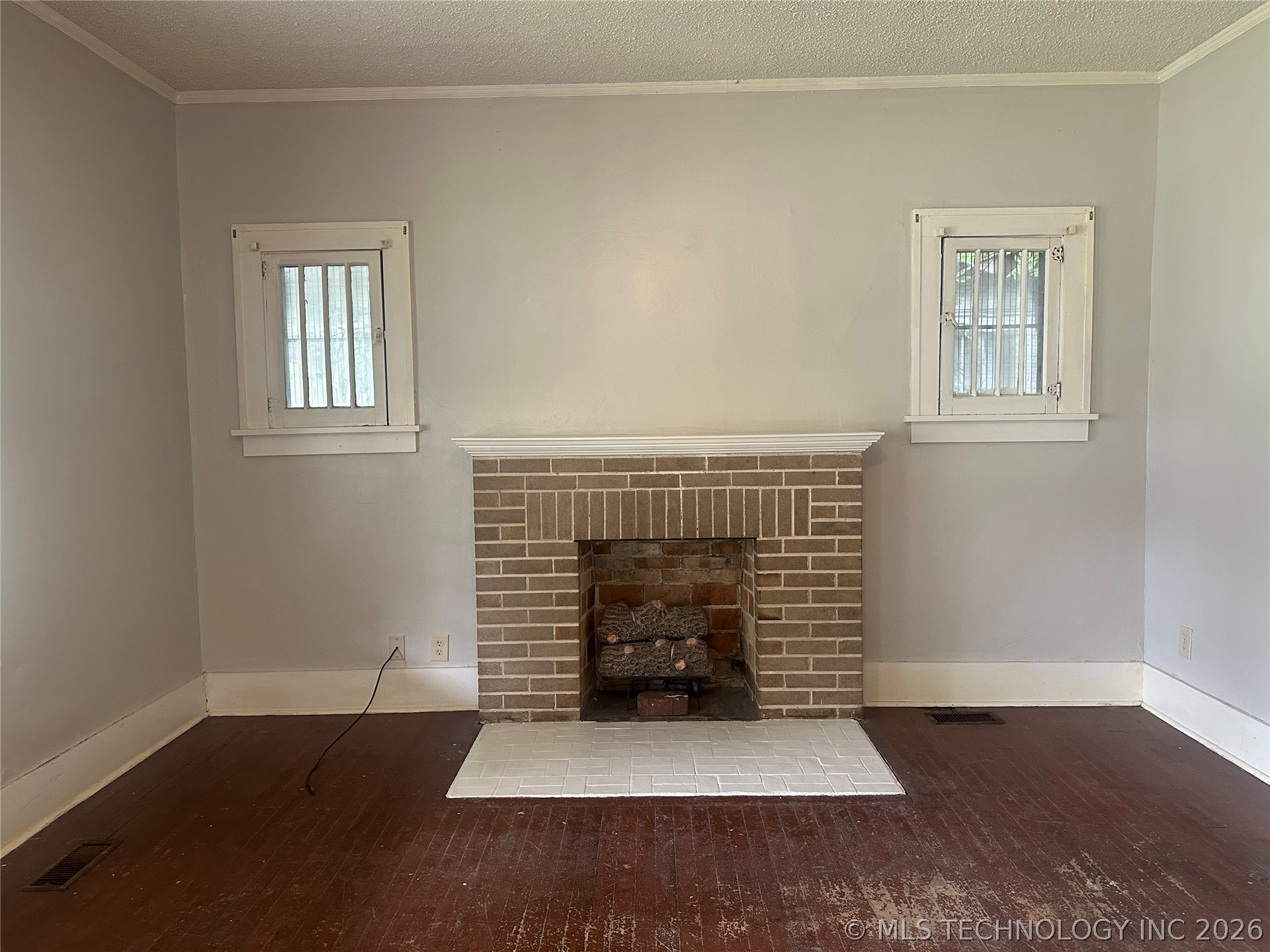 809 W Moore Street Property Photo 3