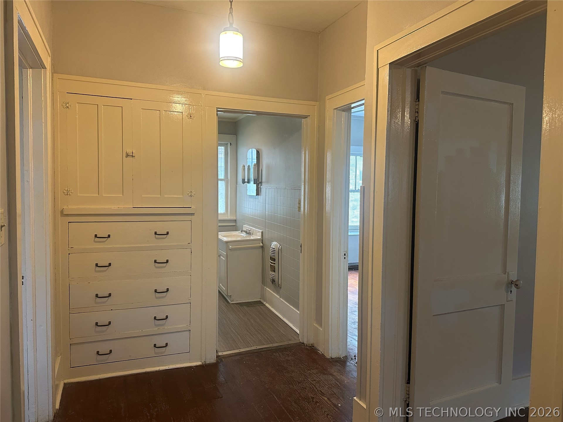 809 W Moore Street Property Photo 10