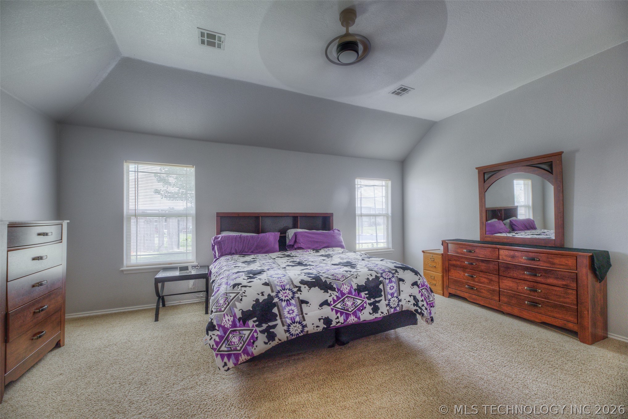 3318 E Fairmont Place Property Photo 15