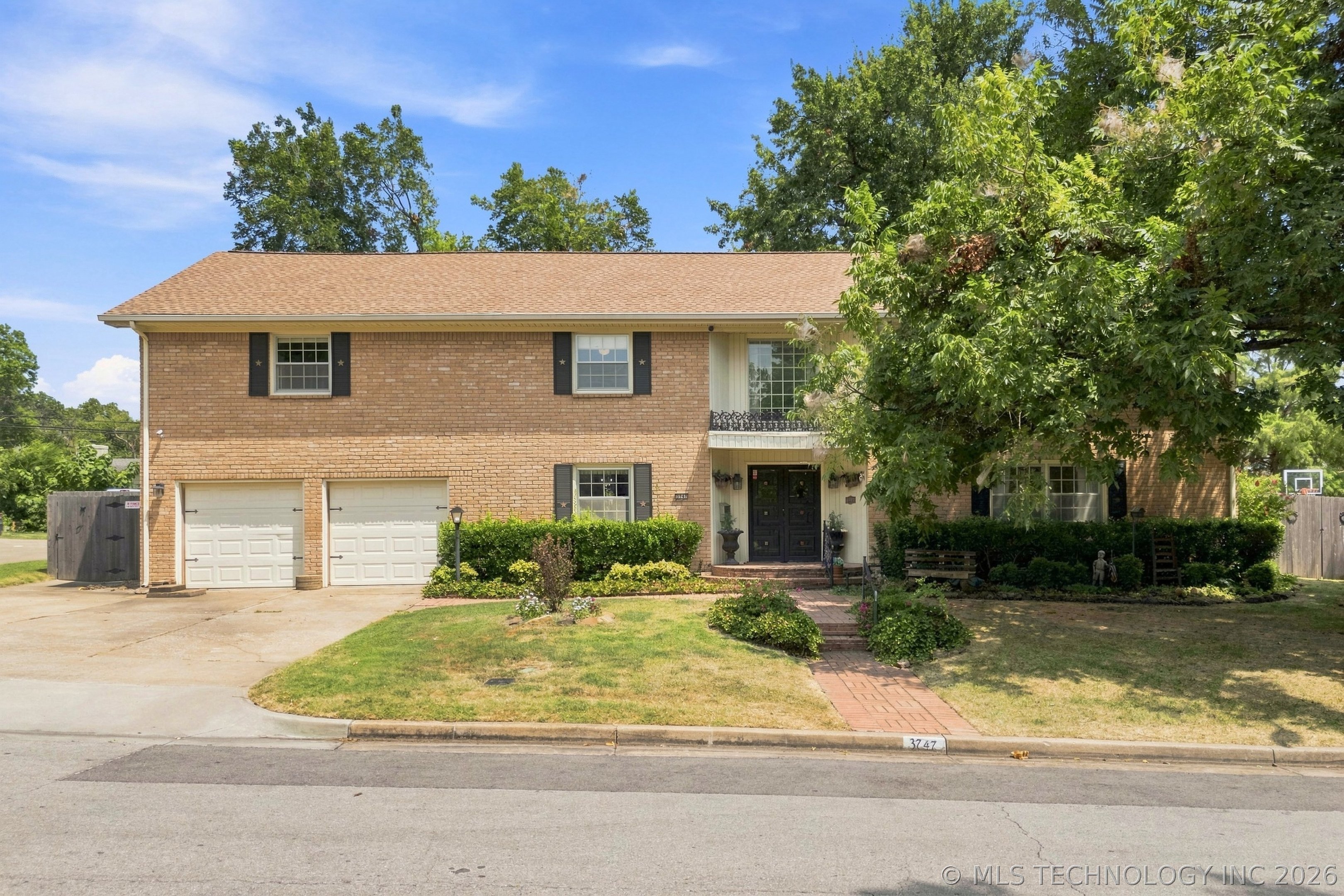 3747 S Canton Avenue Property Photo 1