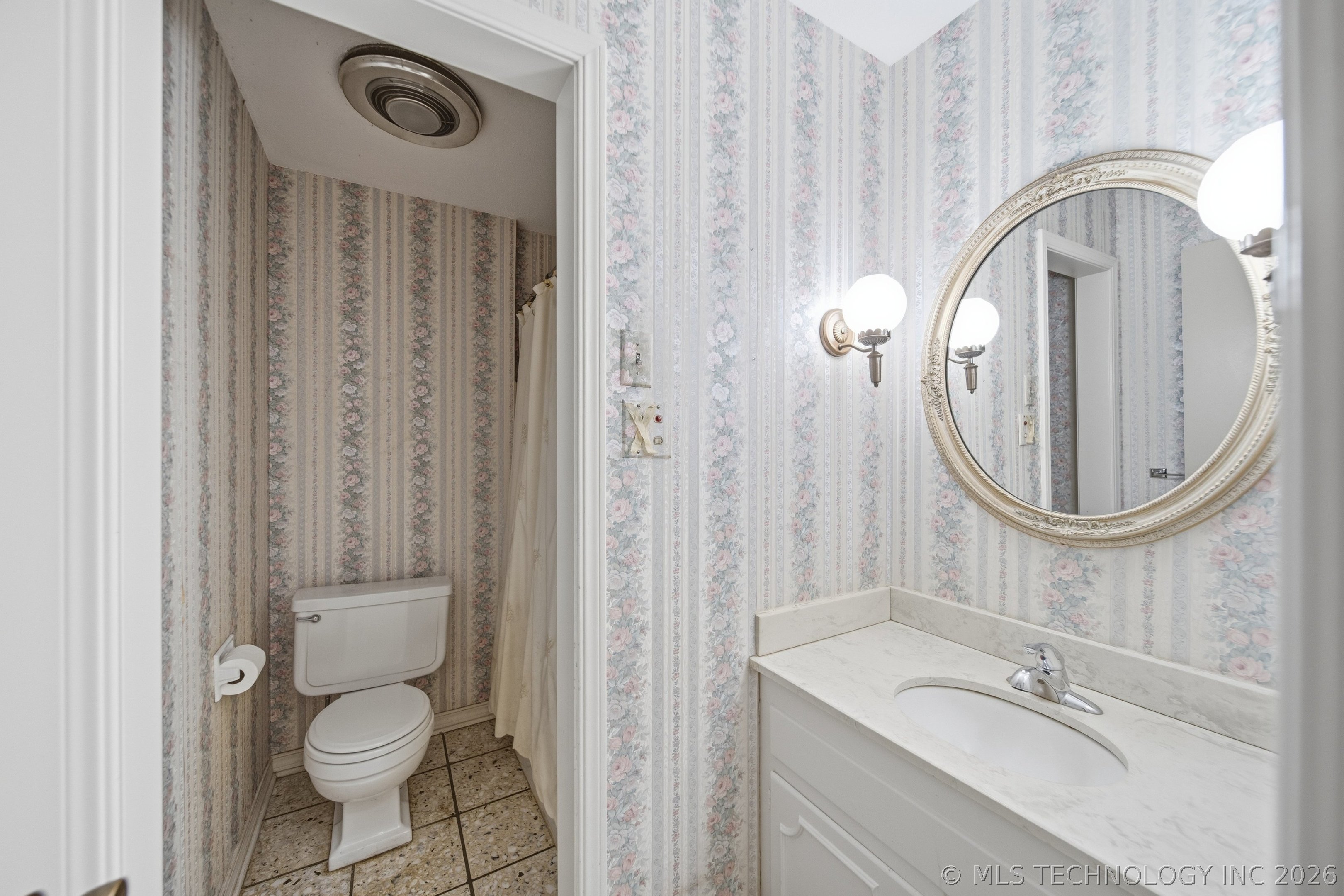 3747 S Canton Avenue Property Photo 20