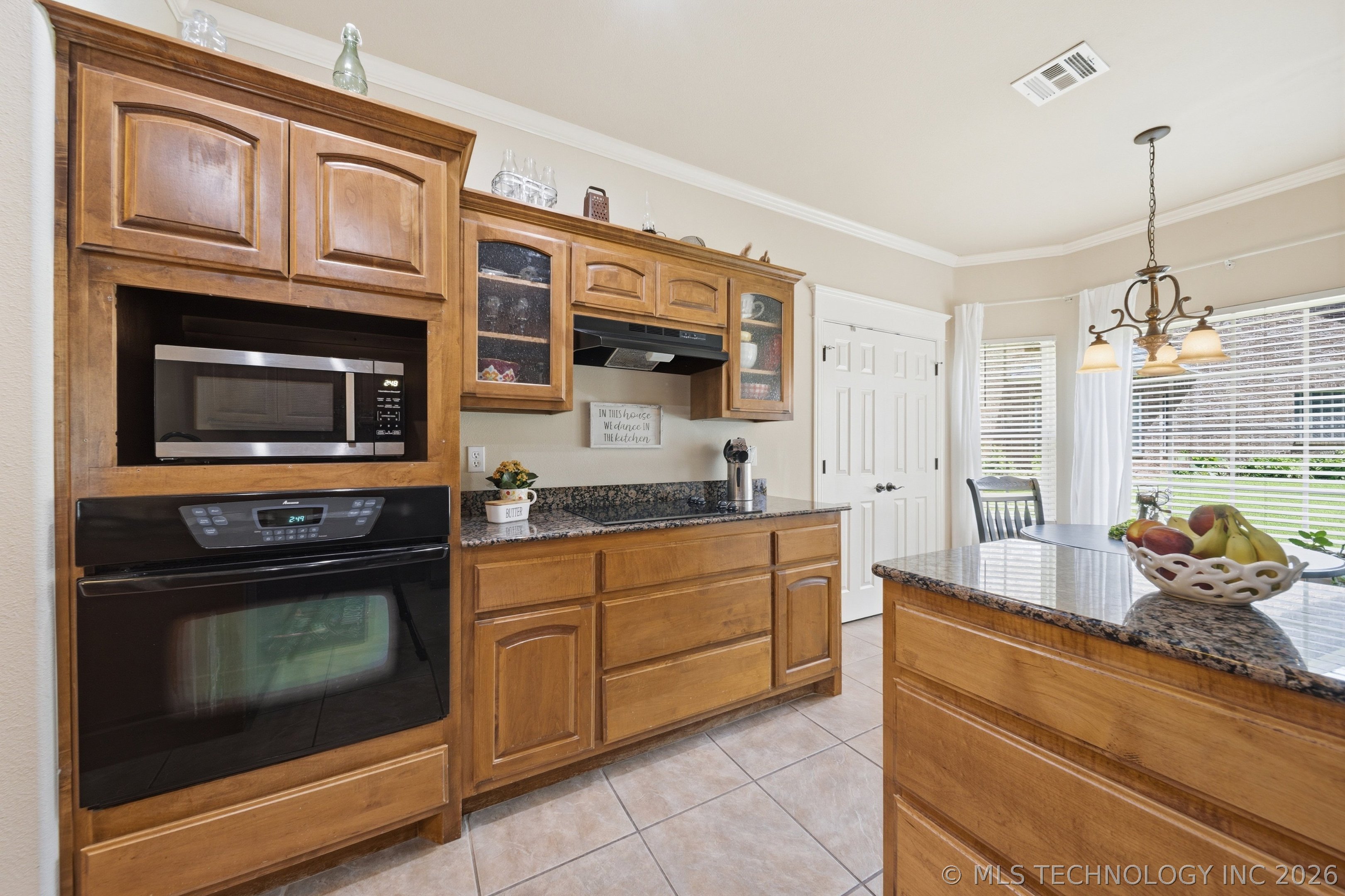3917 State College Drive Property Photo 14