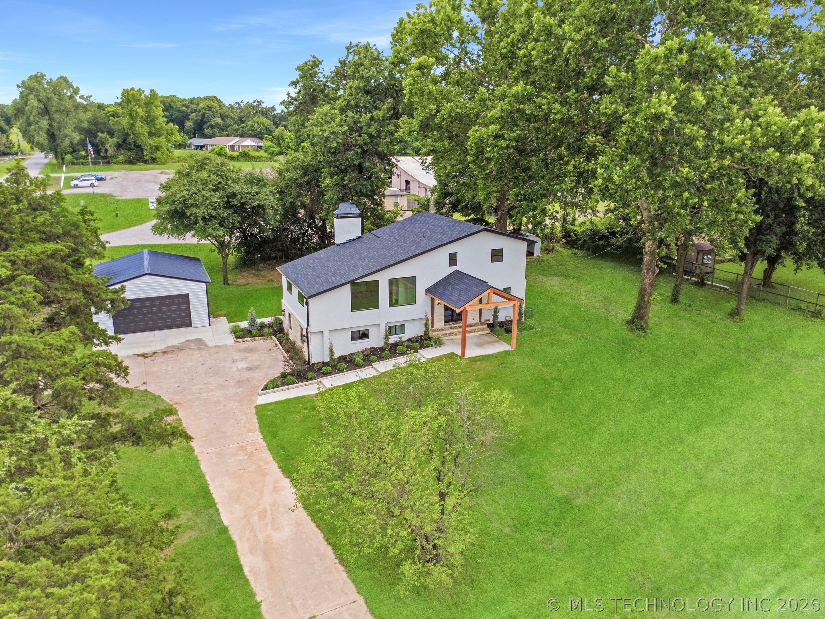12208 Heywood Hill Road Property Photo 42