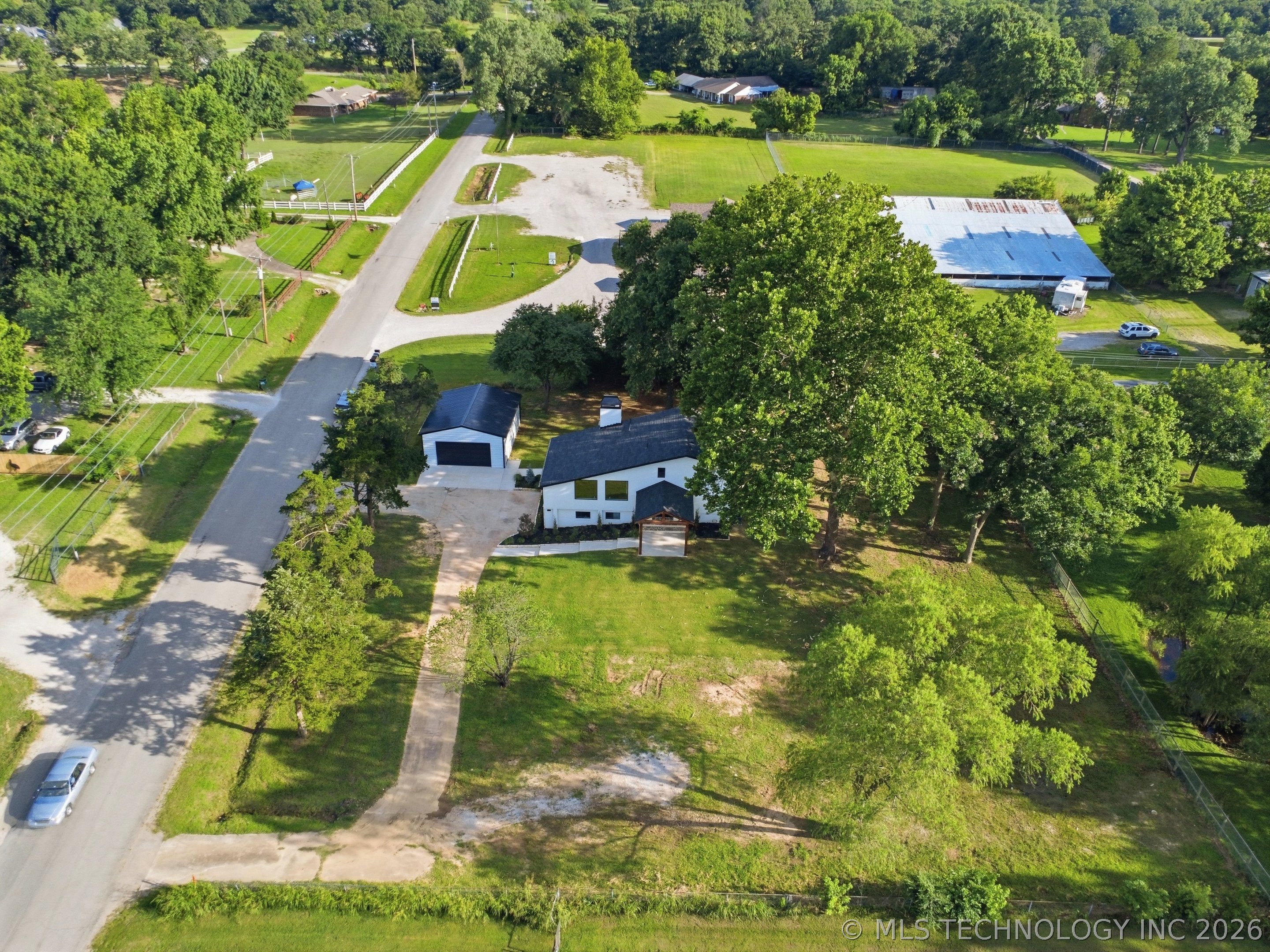 12208 Heywood Hill Road Property Photo 47