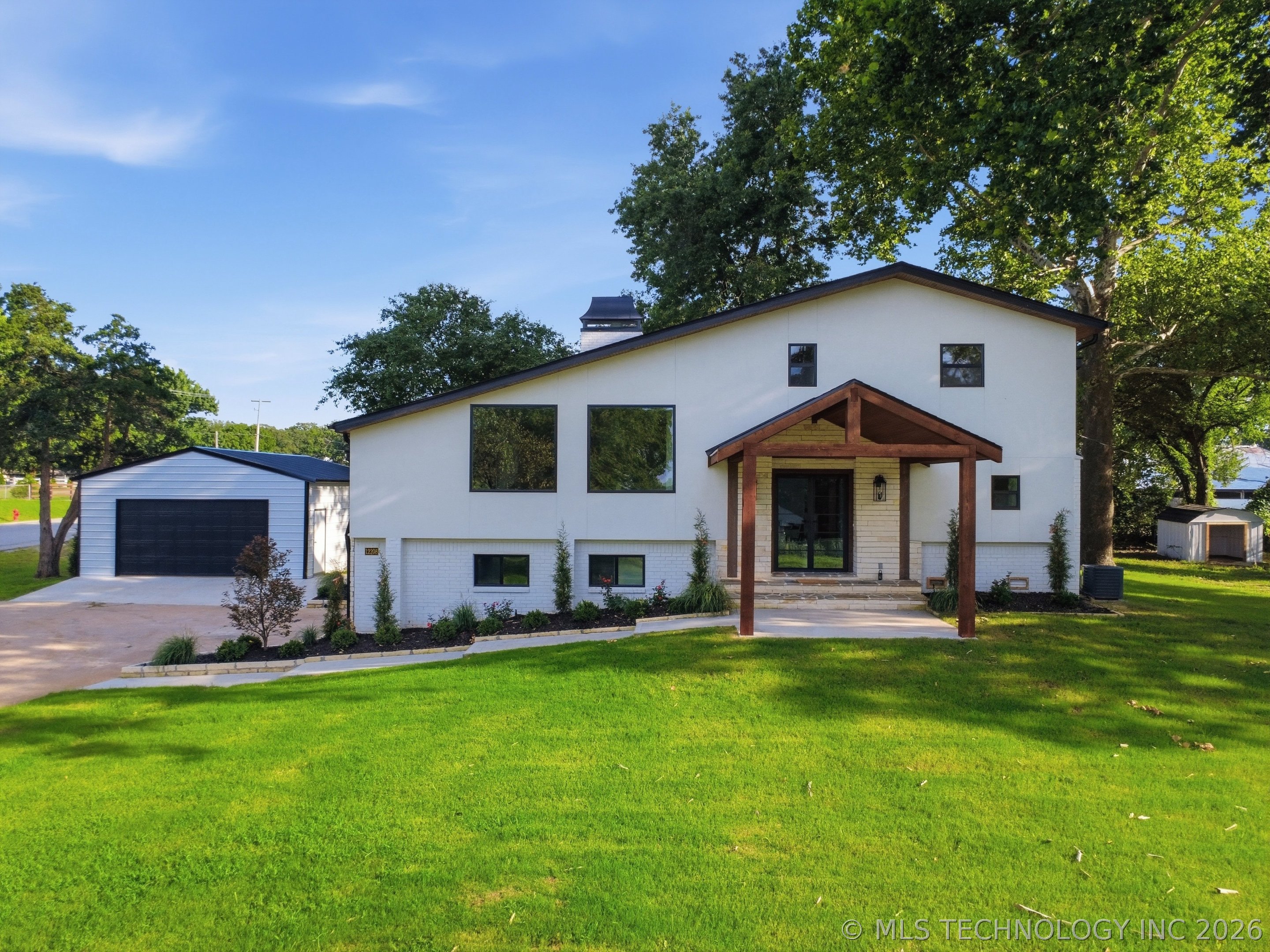 12208 Heywood Hill Road Property Photo 52