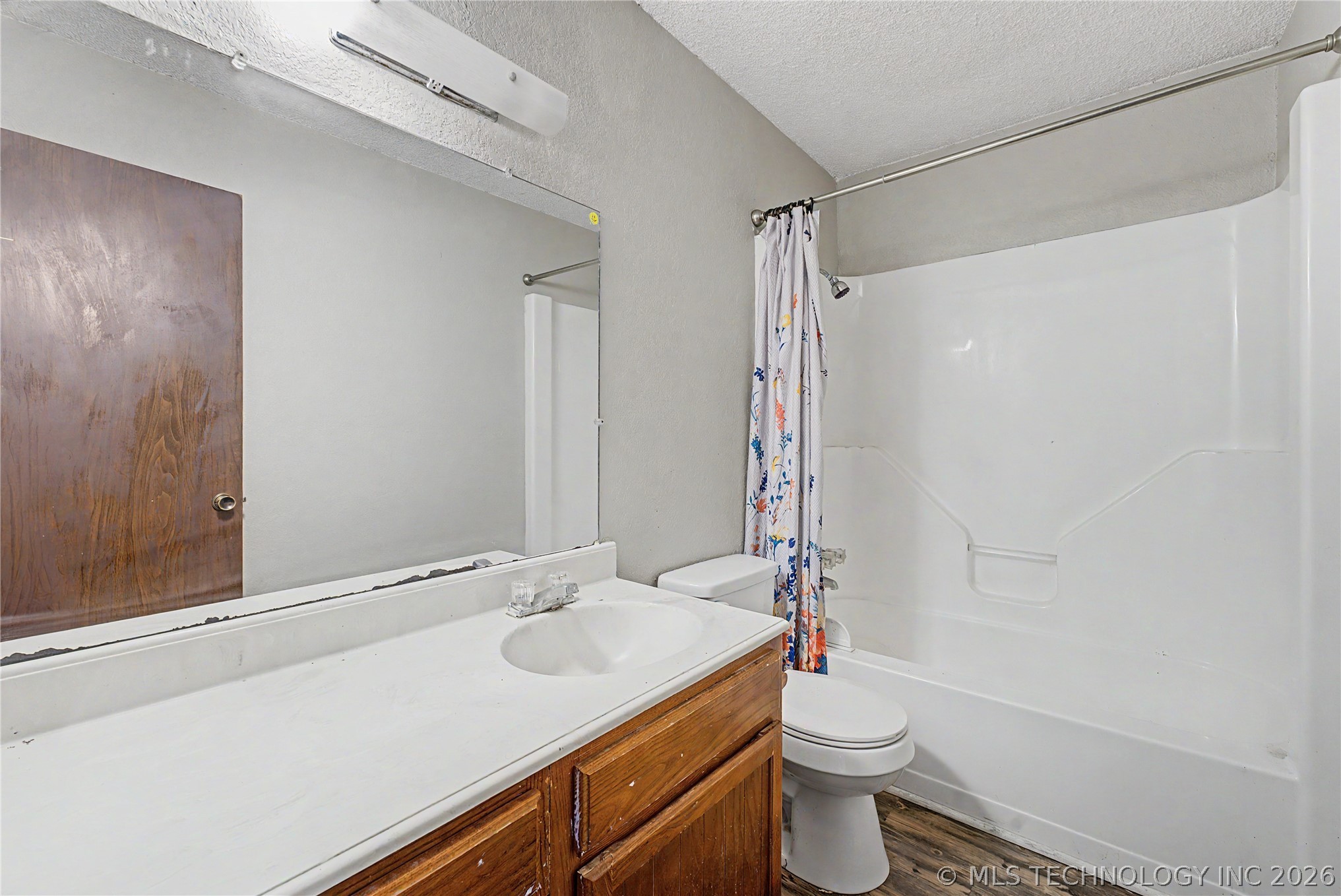 10933 E 16th Street Property Photo 14