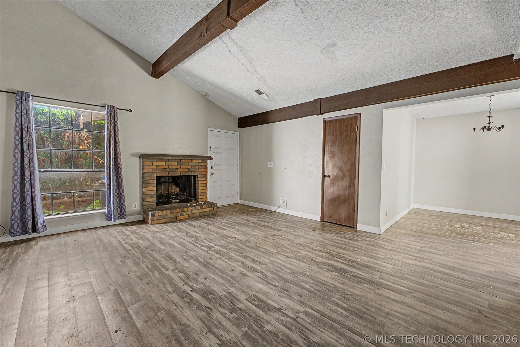 10933 E 16th Street Property Photo 21