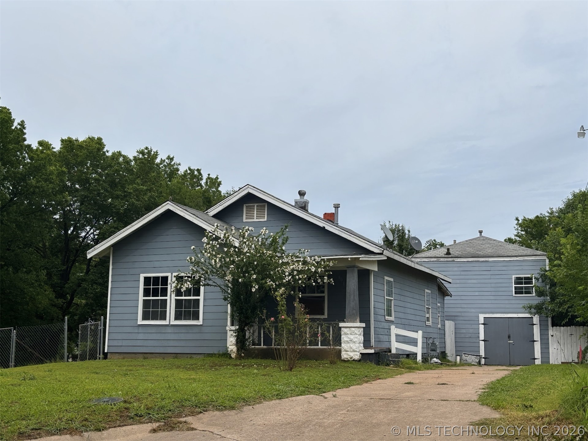 801 S 11th Street Property Photo 1