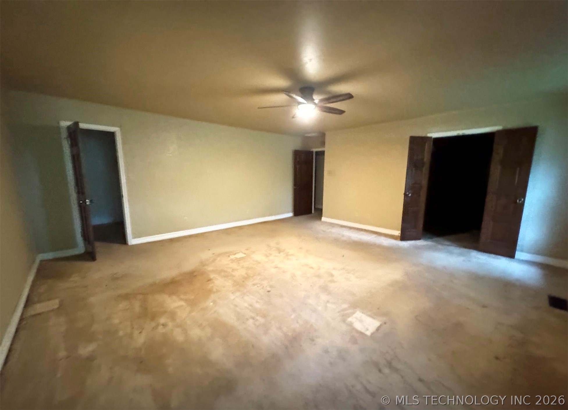 3927 E 79th Street Property Photo 18