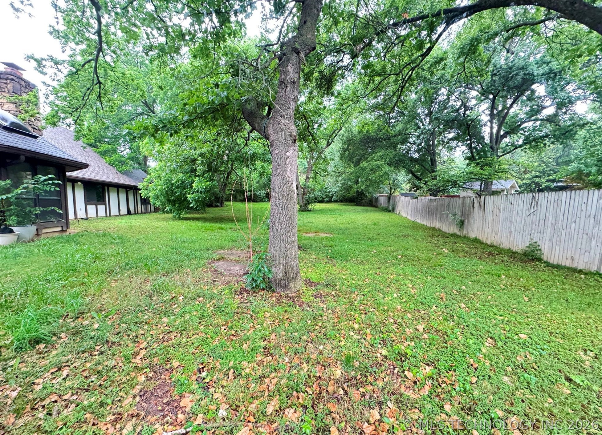 3927 E 79th Street Property Photo 38