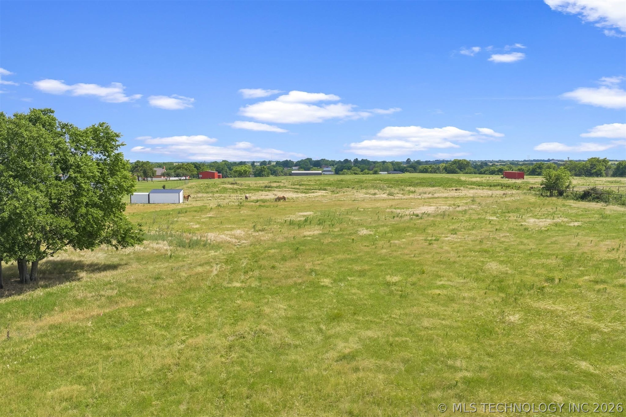Lindale Property Photo 5