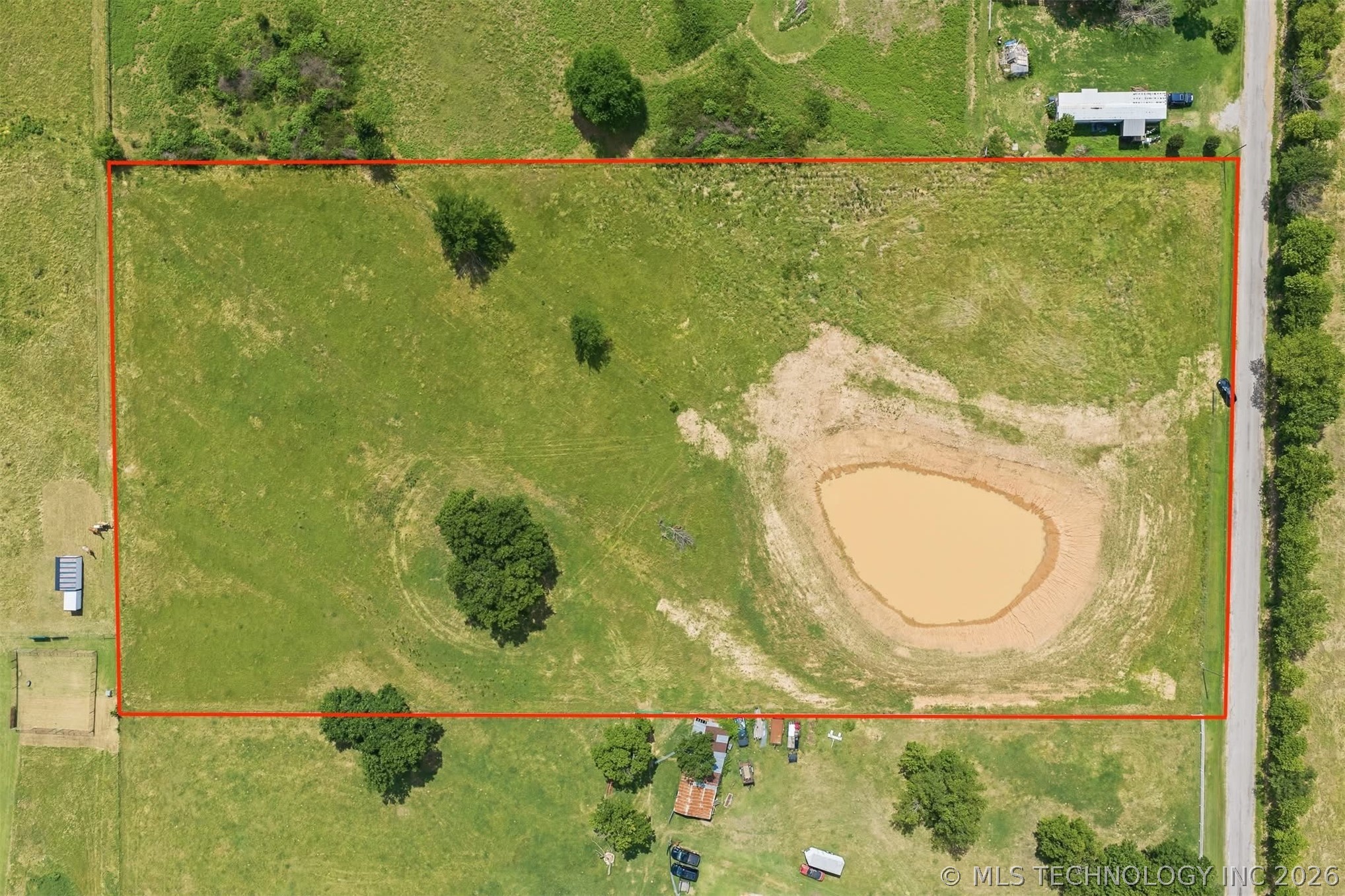 Lindale Property Photo 8