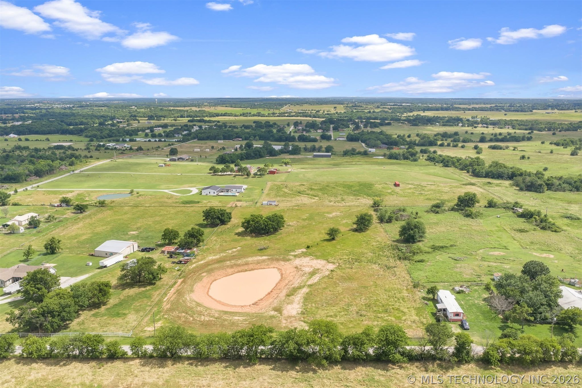 Lindale Property Photo 10