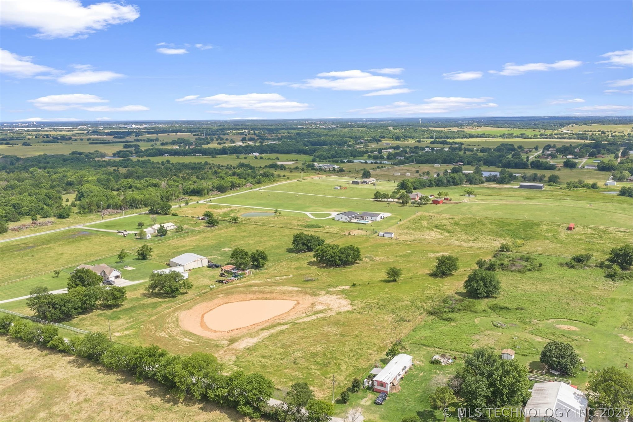 Lindale Property Photo 11