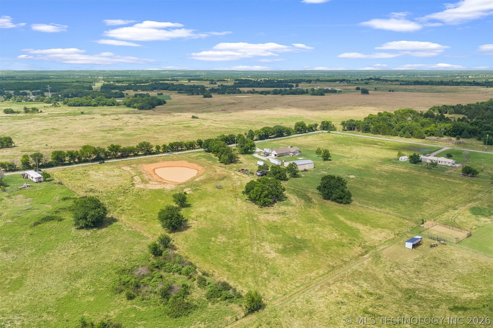 Lindale Property Photo 12