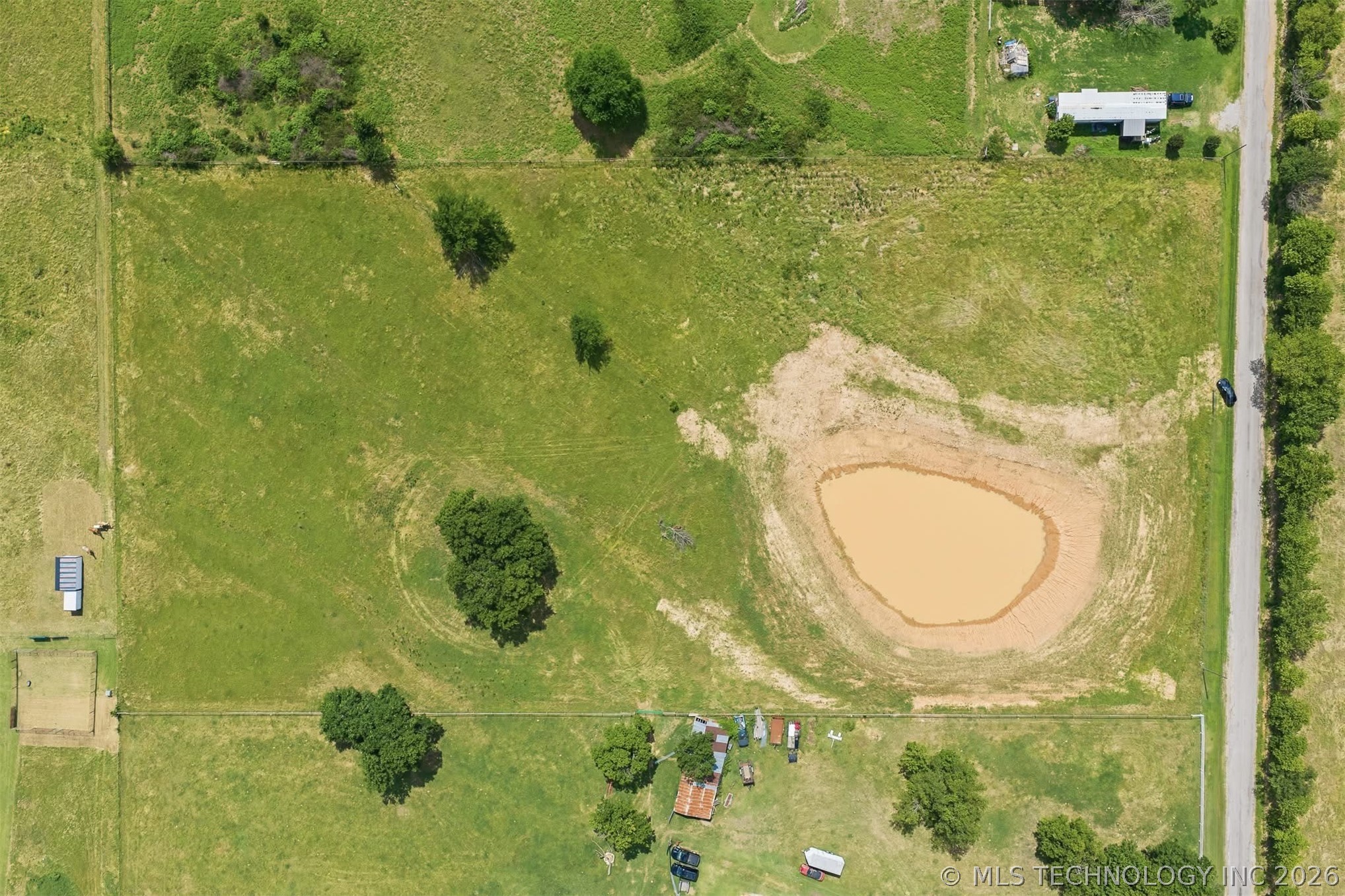 Lindale Property Photo 14