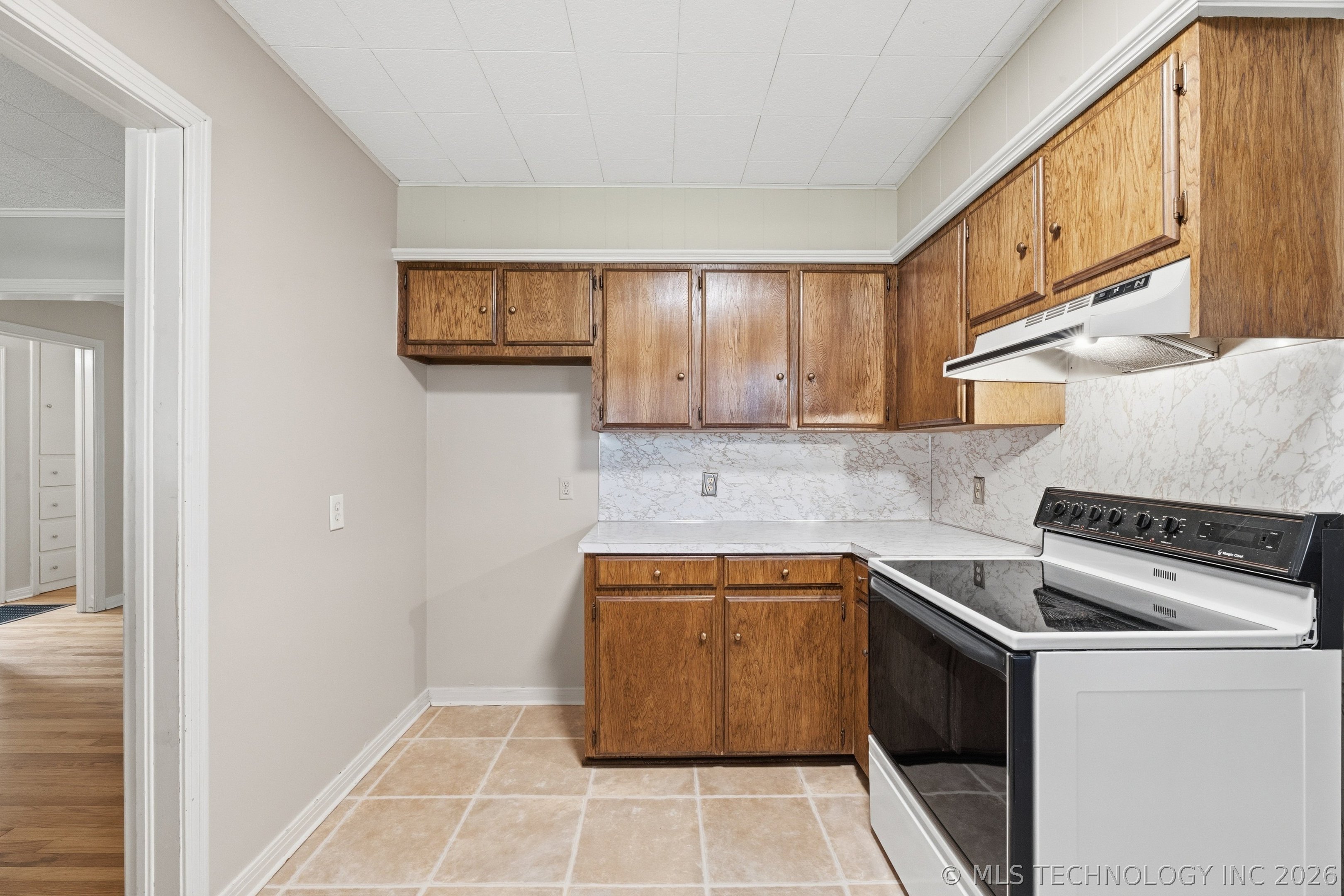 1213 S Vandalia Avenue Property Photo 14
