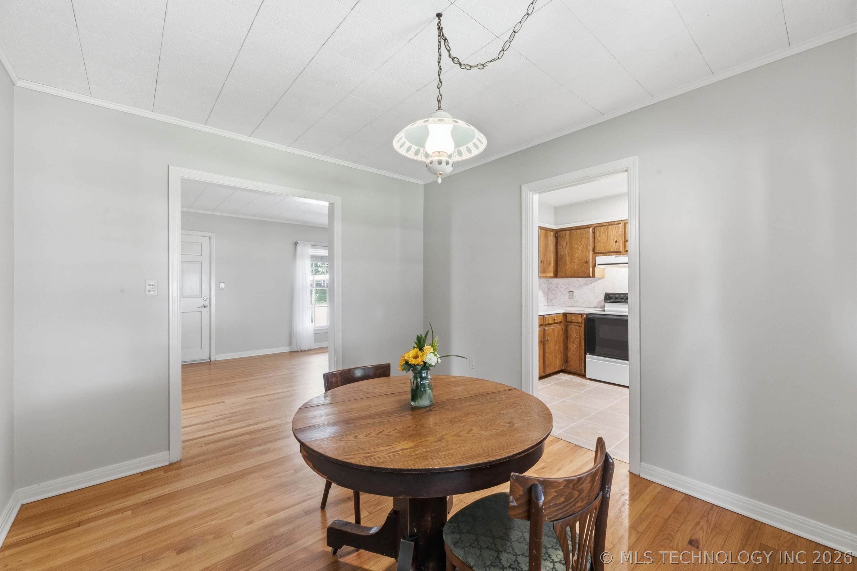 1213 S Vandalia Avenue Property Photo 18