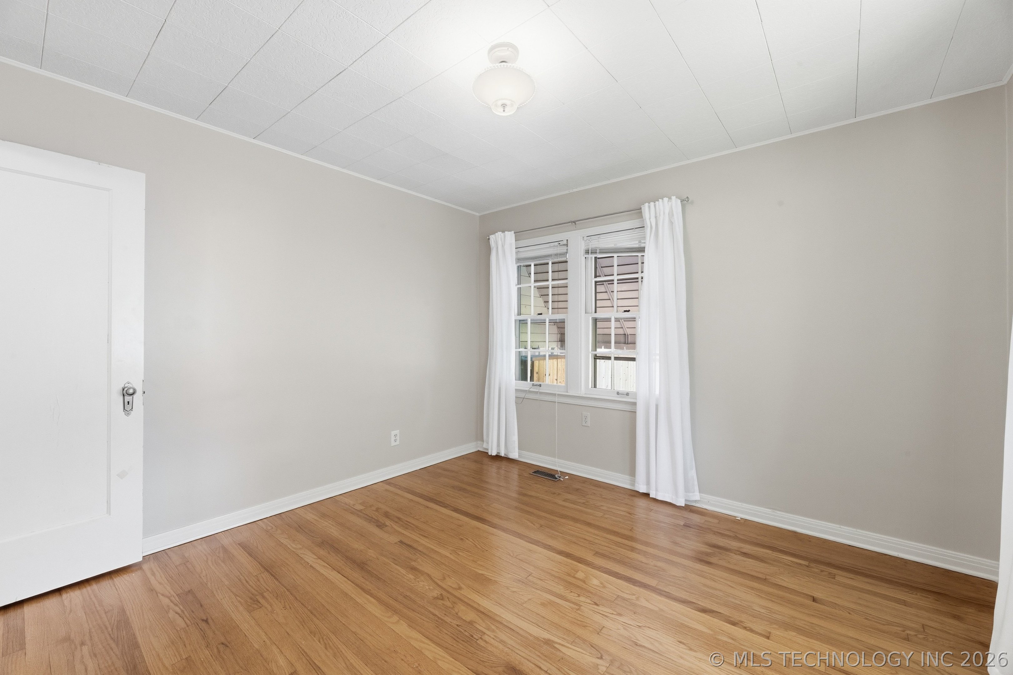 1213 S Vandalia Avenue Property Photo 27