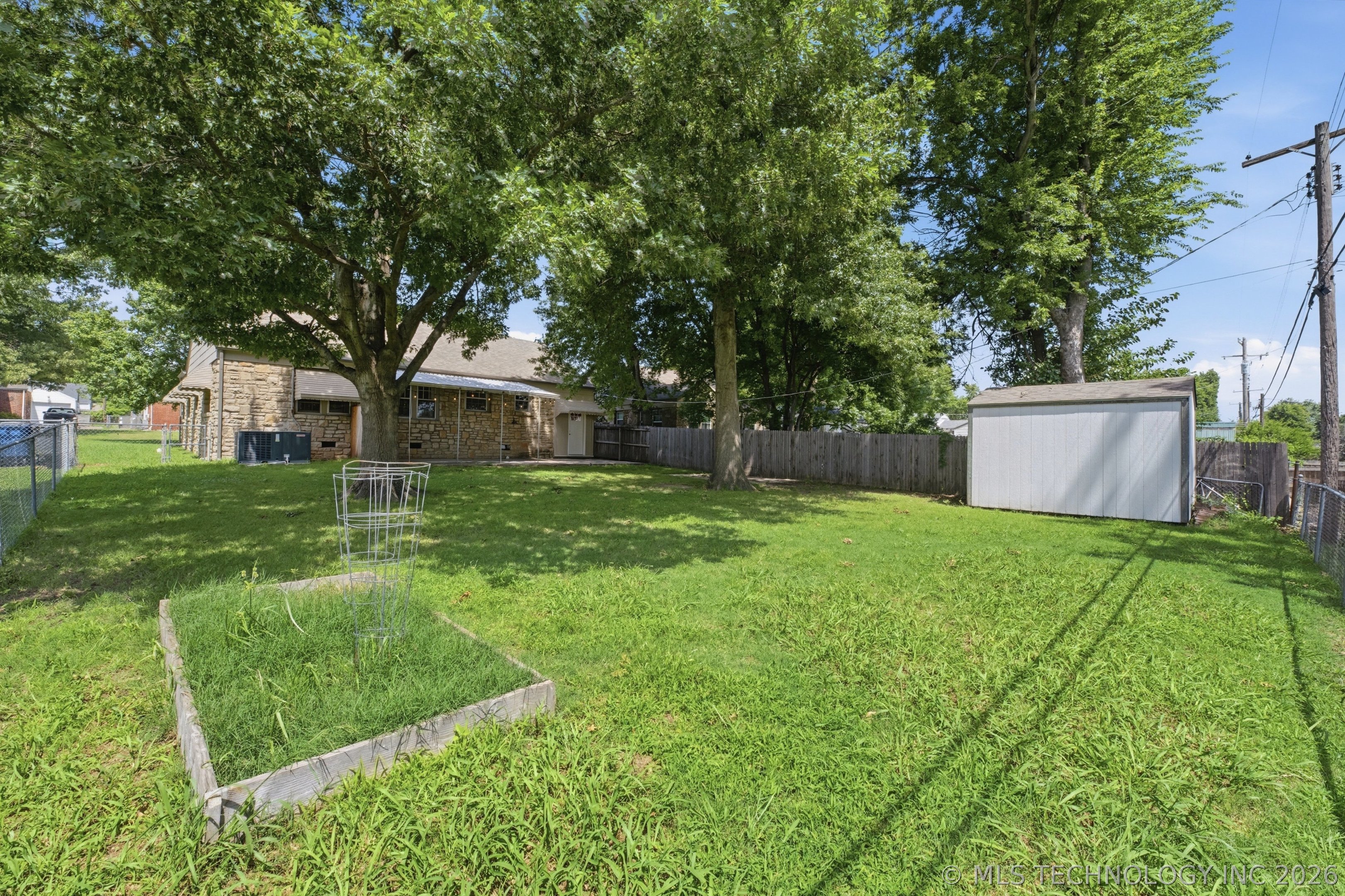 1213 S Vandalia Avenue Property Photo 33