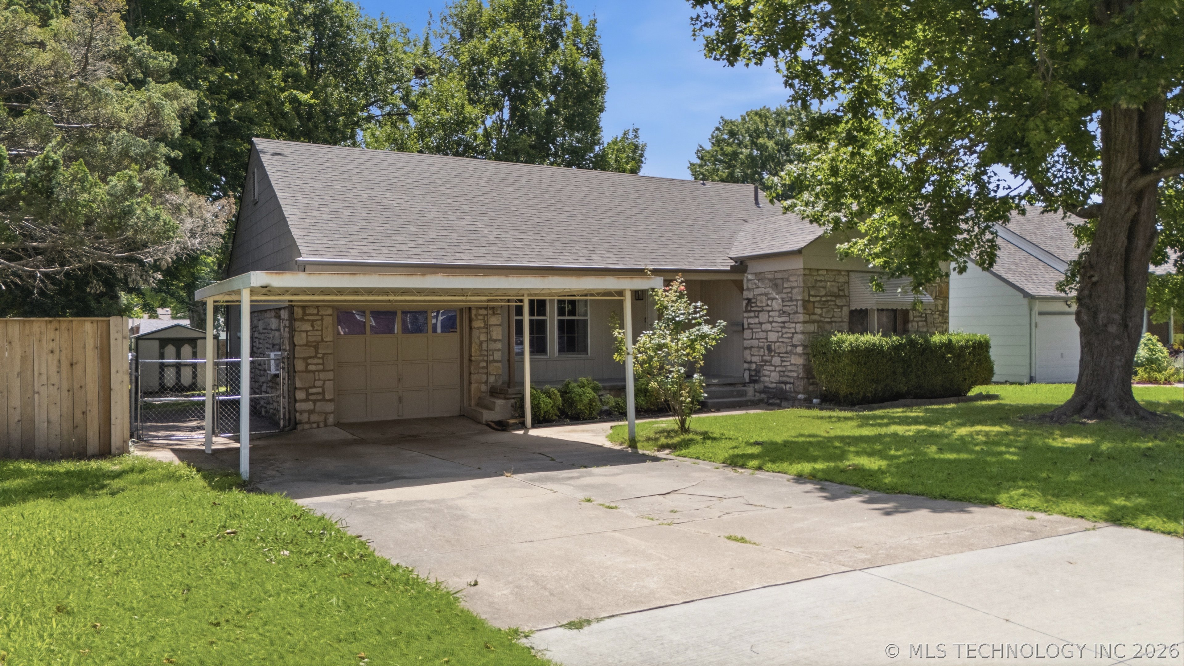 1213 S Vandalia Avenue Property Photo 40