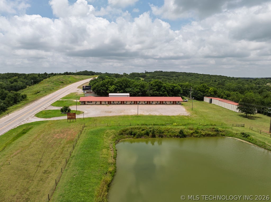 1856 Highway 70 E Property Photo 9