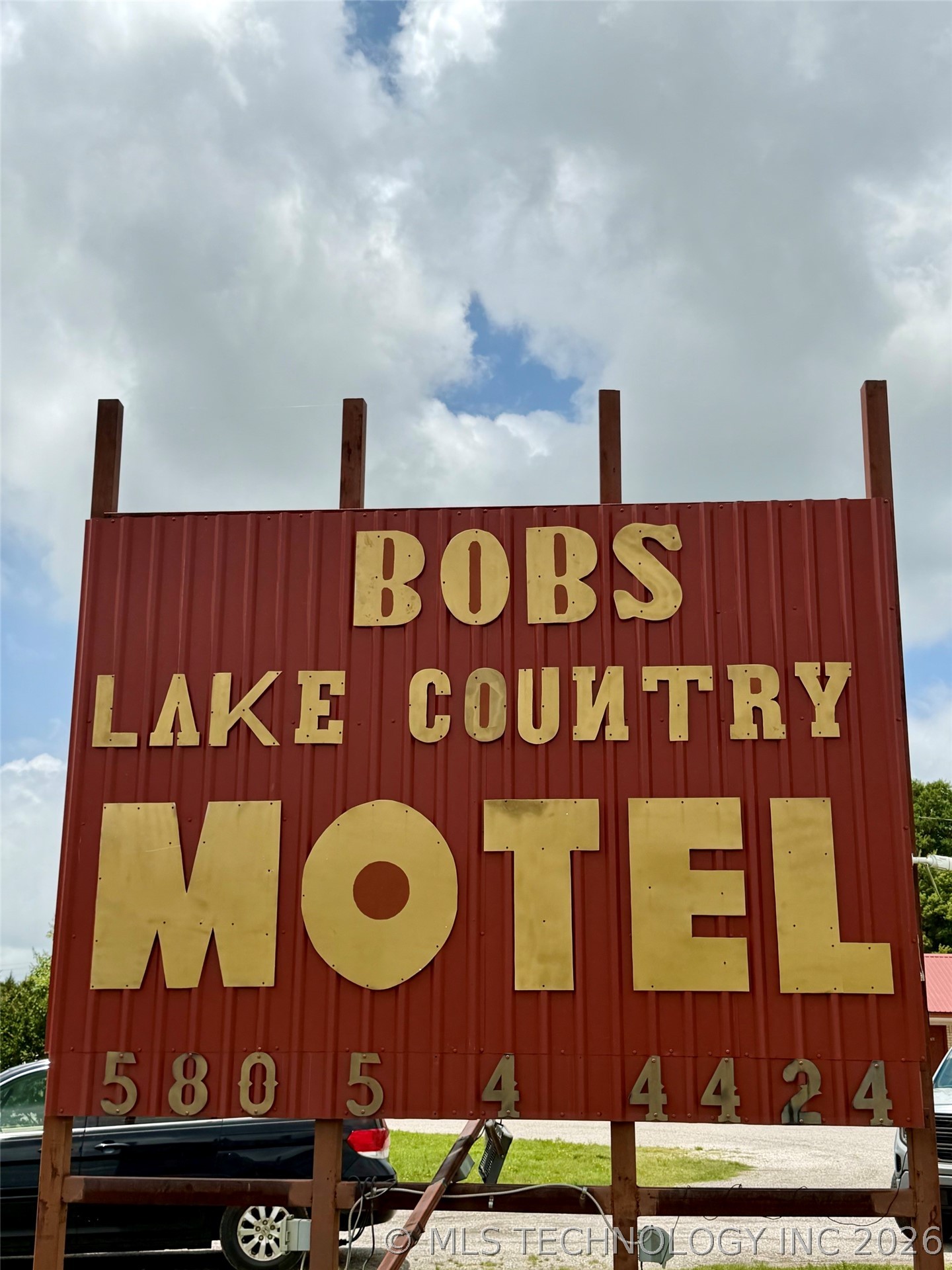 1856 Highway 70 E Property Photo 15