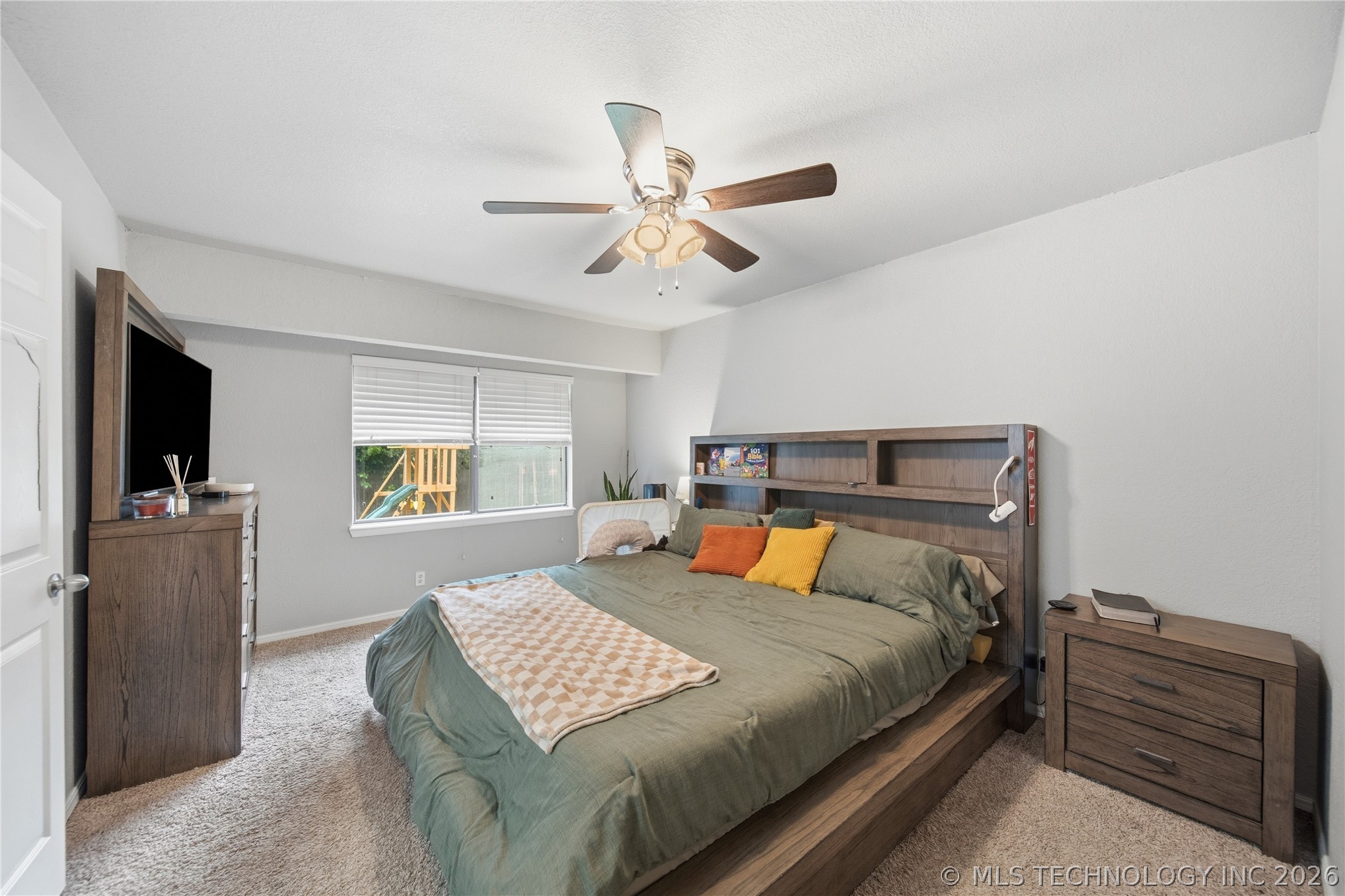 112 N Chestnut Avenue Property Photo 11