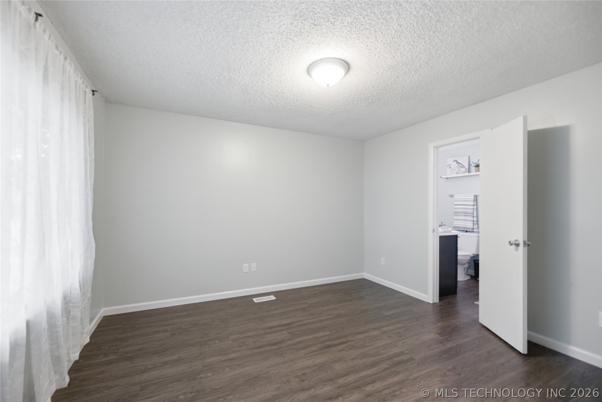 1575 E 565 Road Property Photo 17