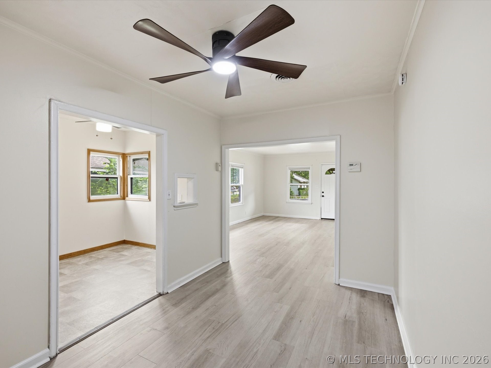 545 E Young Street Property Photo 4