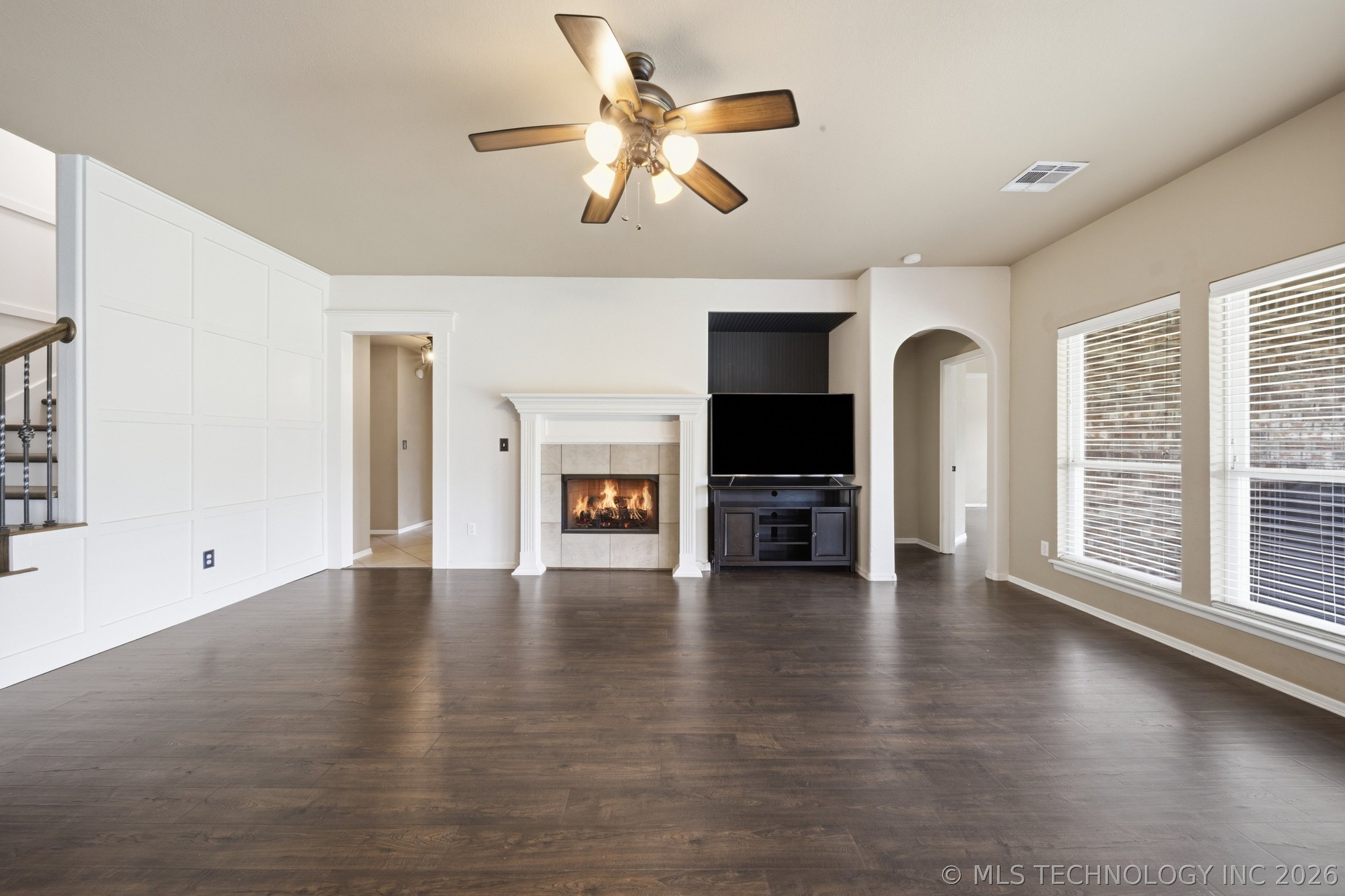 10104 N 142nd Avenue E Property Photo 10