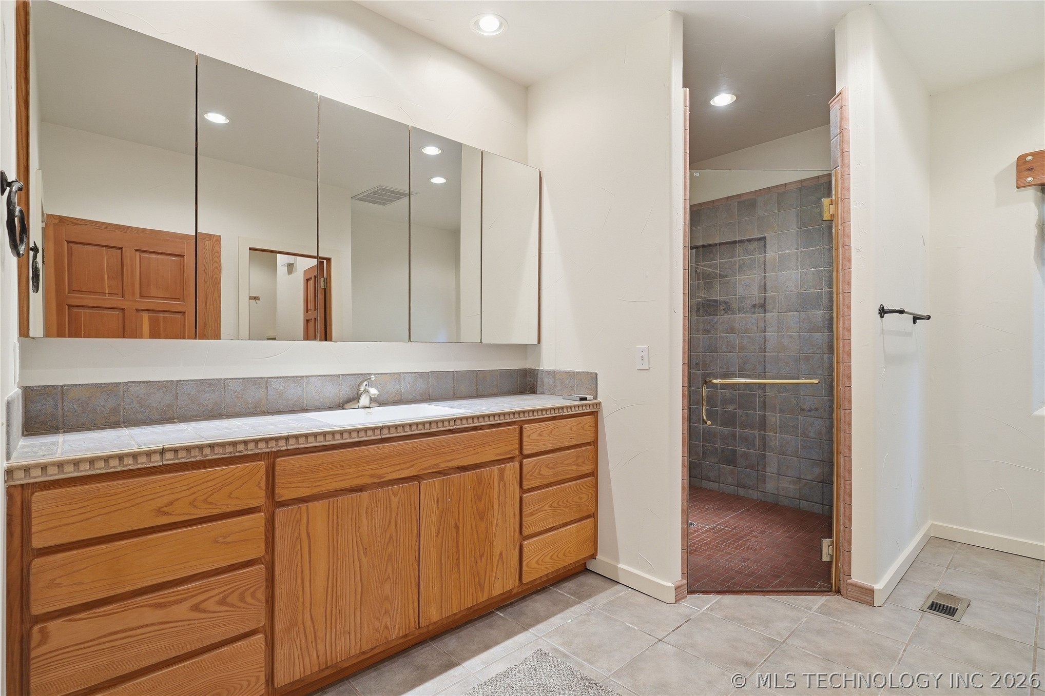16771 S 253rd East Avenue Property Photo 45