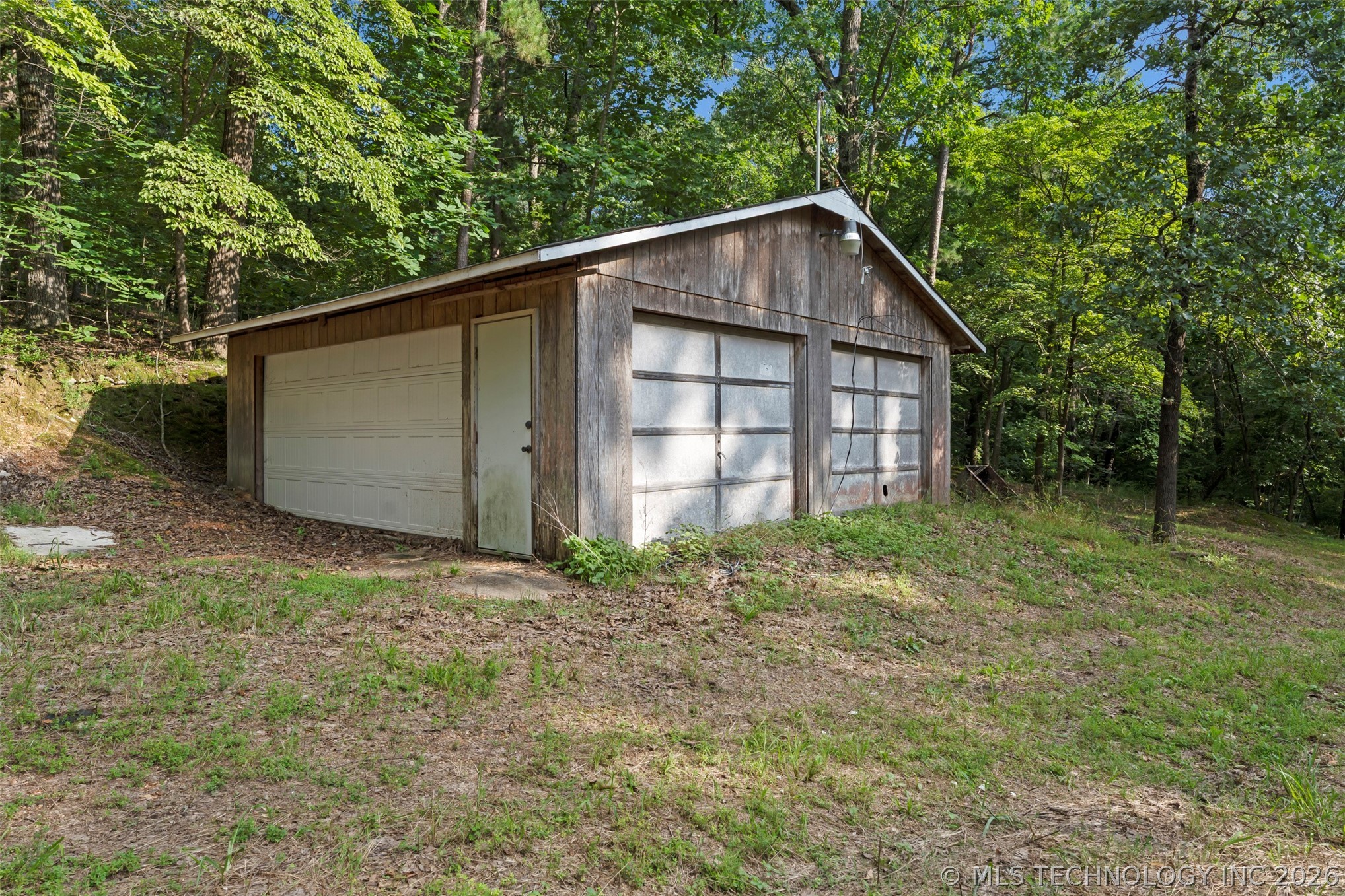 58201 E 339 Lane Property Photo 5